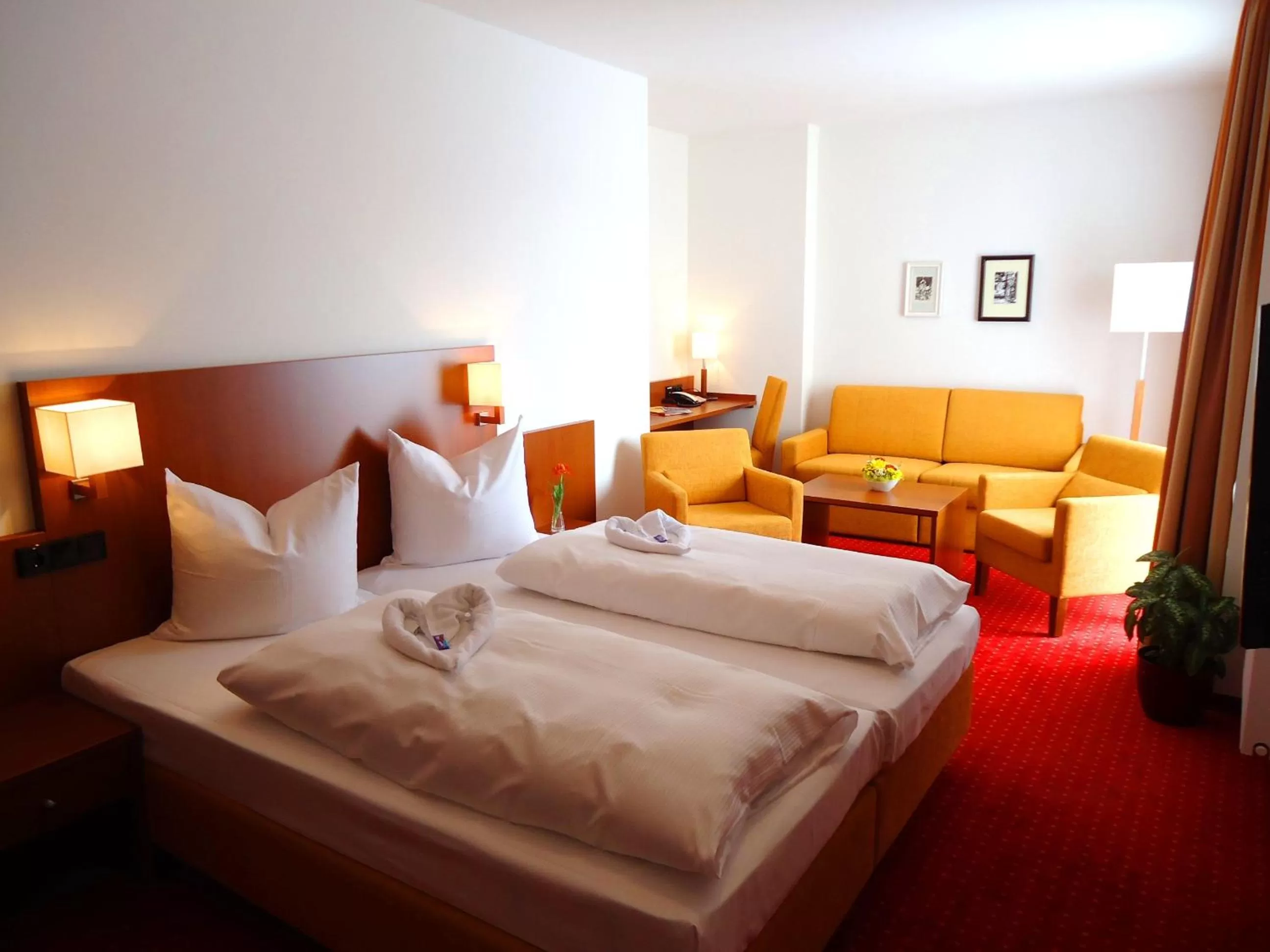 Photo of the whole room, Bed in Hotel Gasthof Posthalter