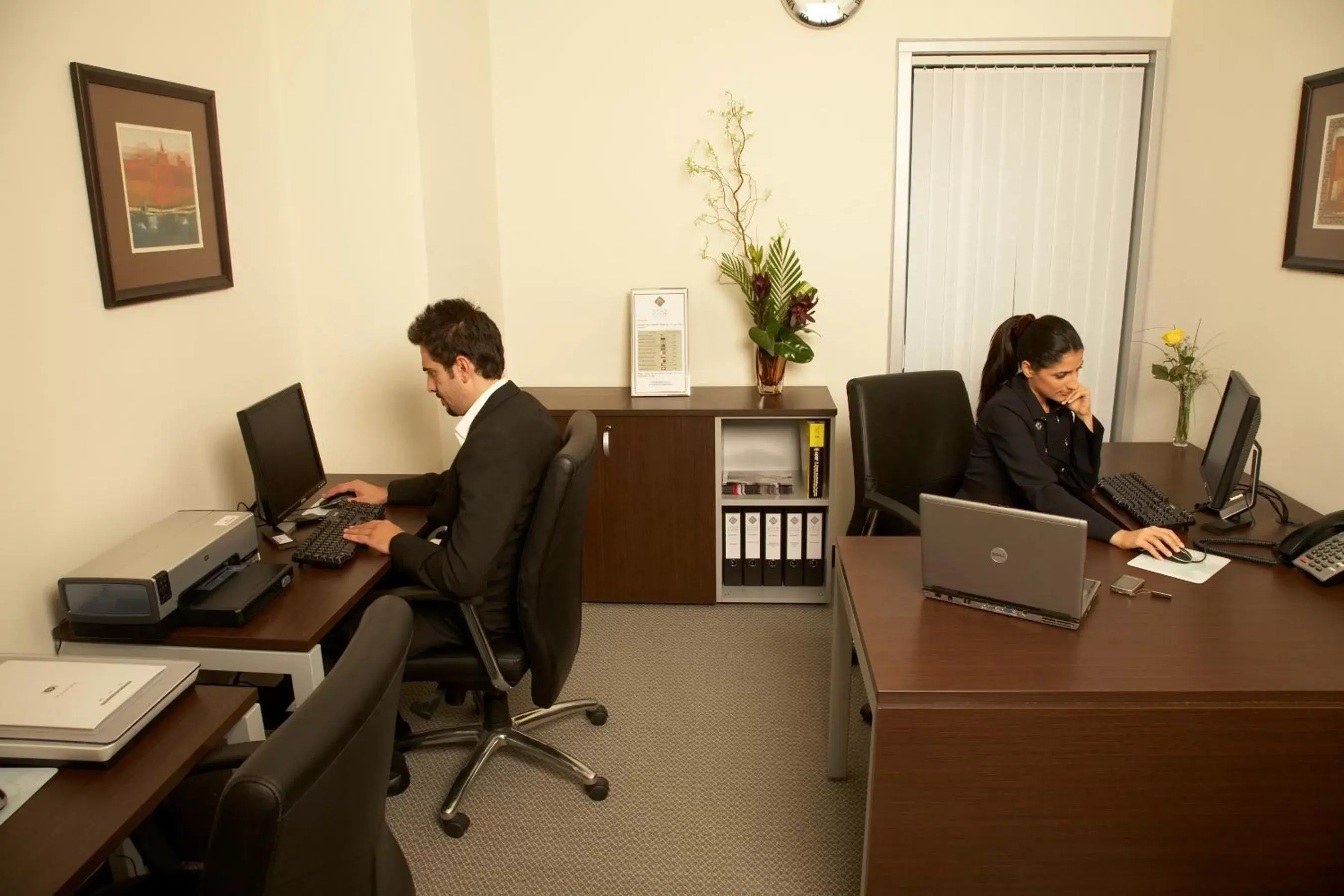 Business facilities in Al Manzel Hotel Apartments