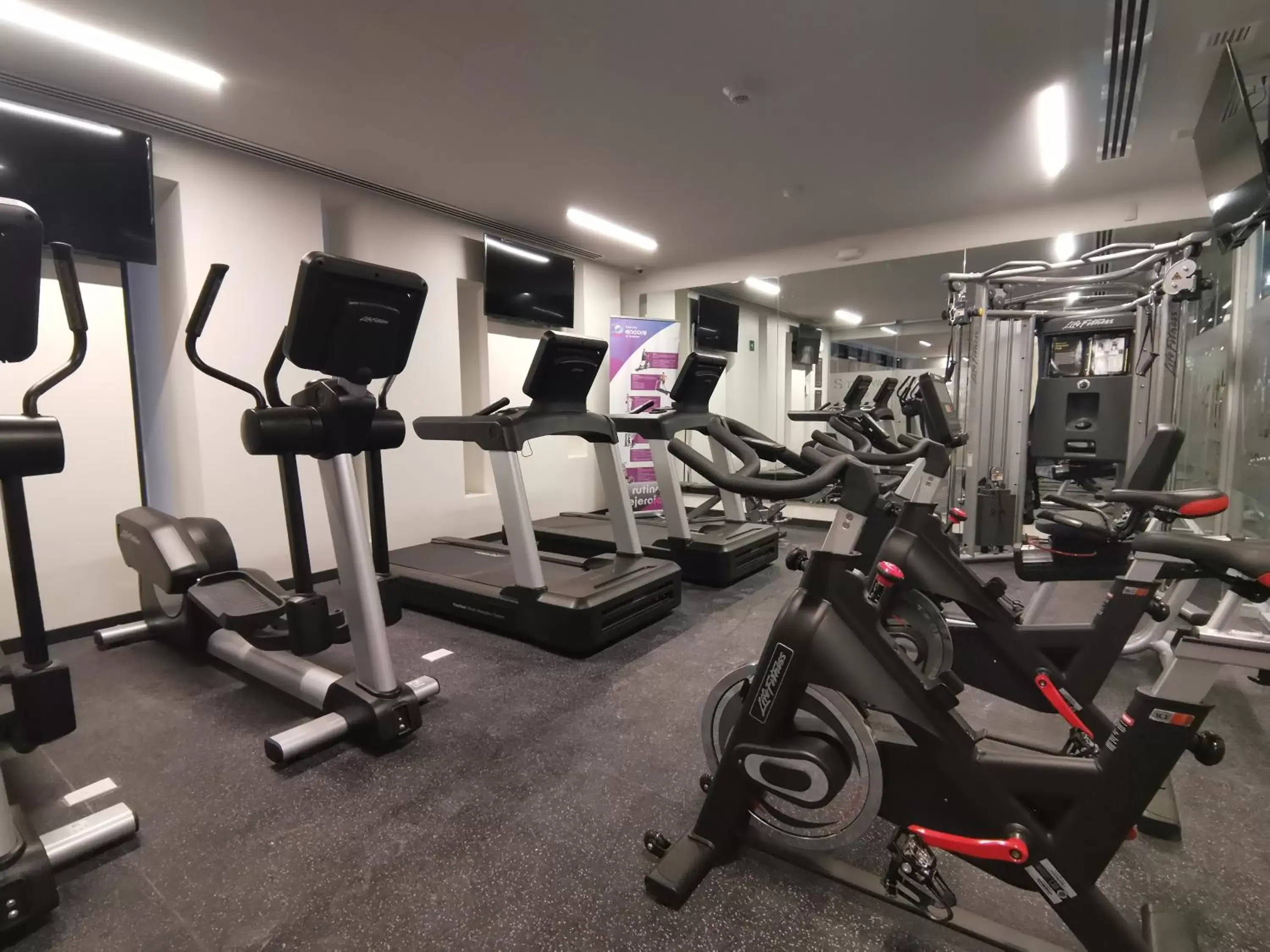 Fitness centre/facilities in Ramada Encore by Wyndham Monterrey Apodaca Zona Aeropuerto Fitness centre/facilities in Ramada Encore by Wyndham Monterrey Apodaca Zona Aeropuerto