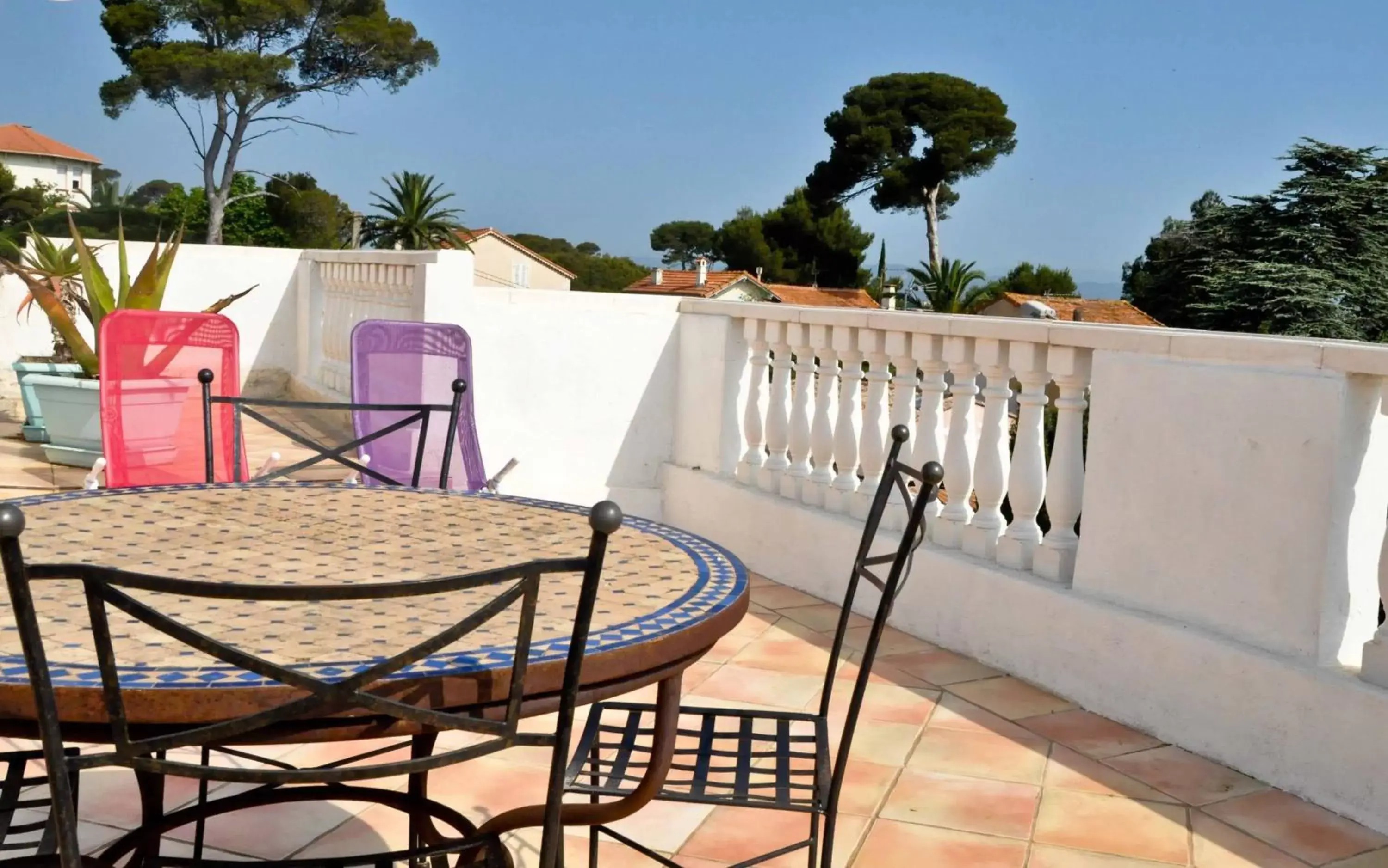 Day, Balcony/Terrace in Escale Au Soleil Hôtel et Appart