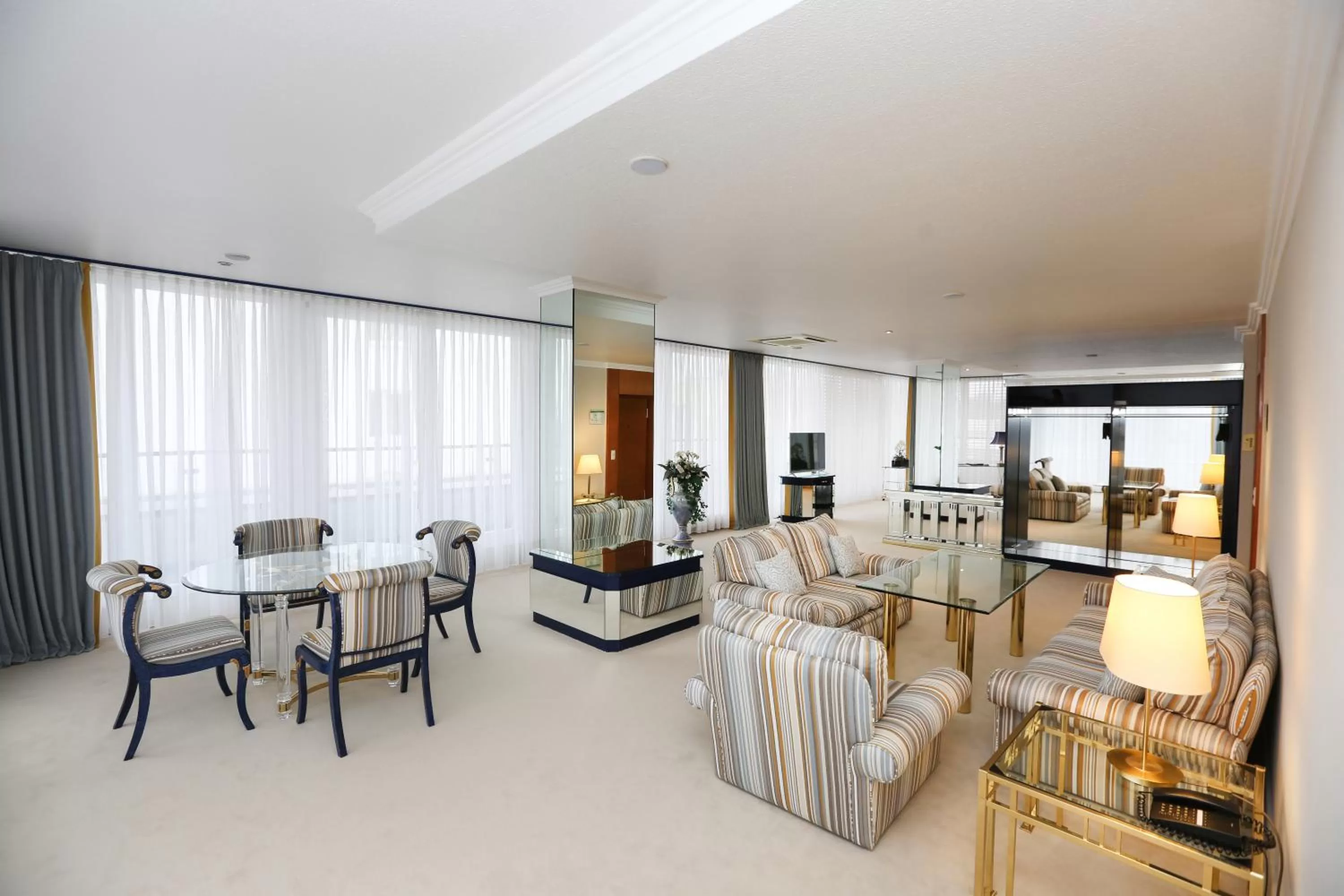 Photo of the whole room in Hotel La Strada