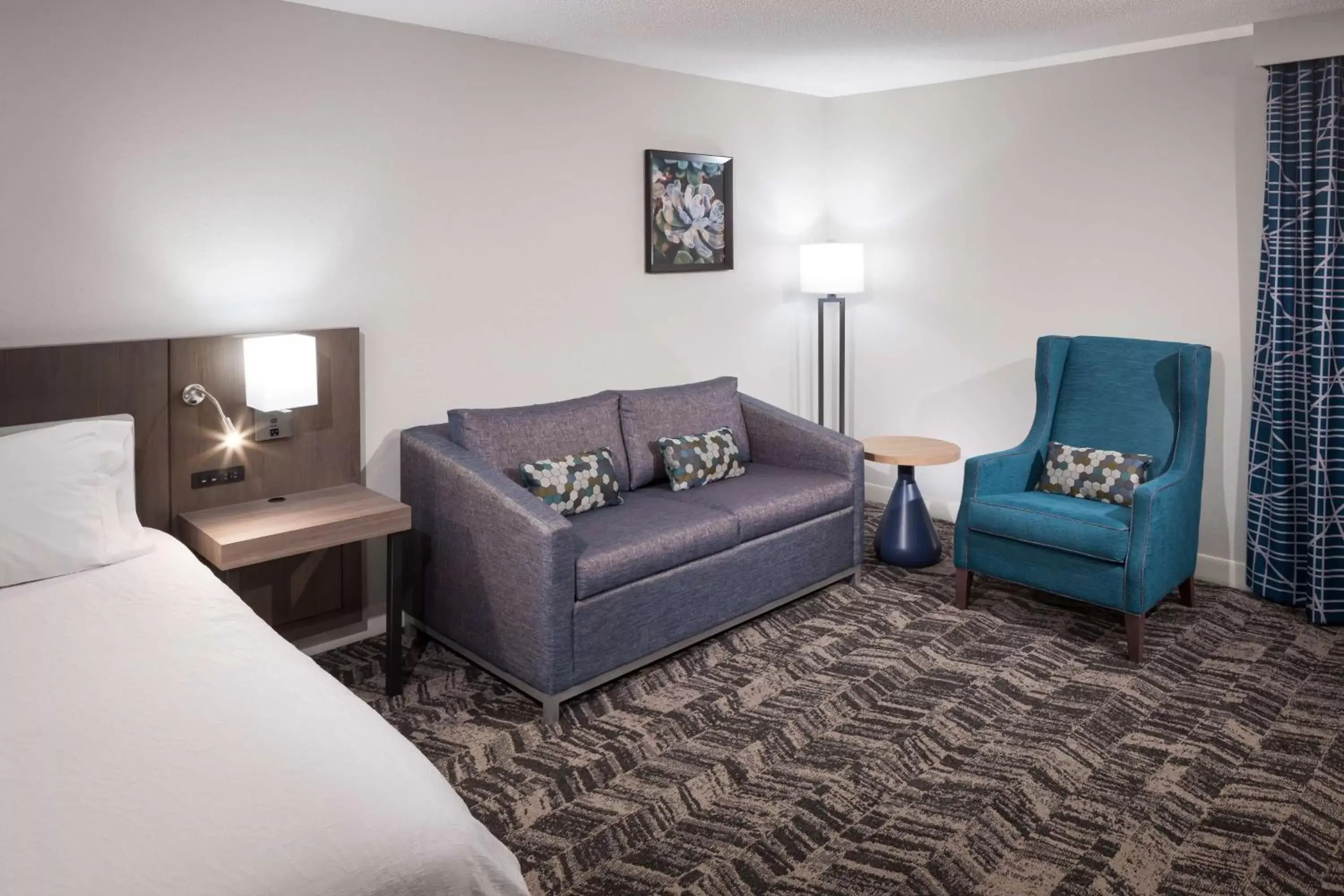 Living room, Seating Area in Hilton Garden Inn Savannah Airport