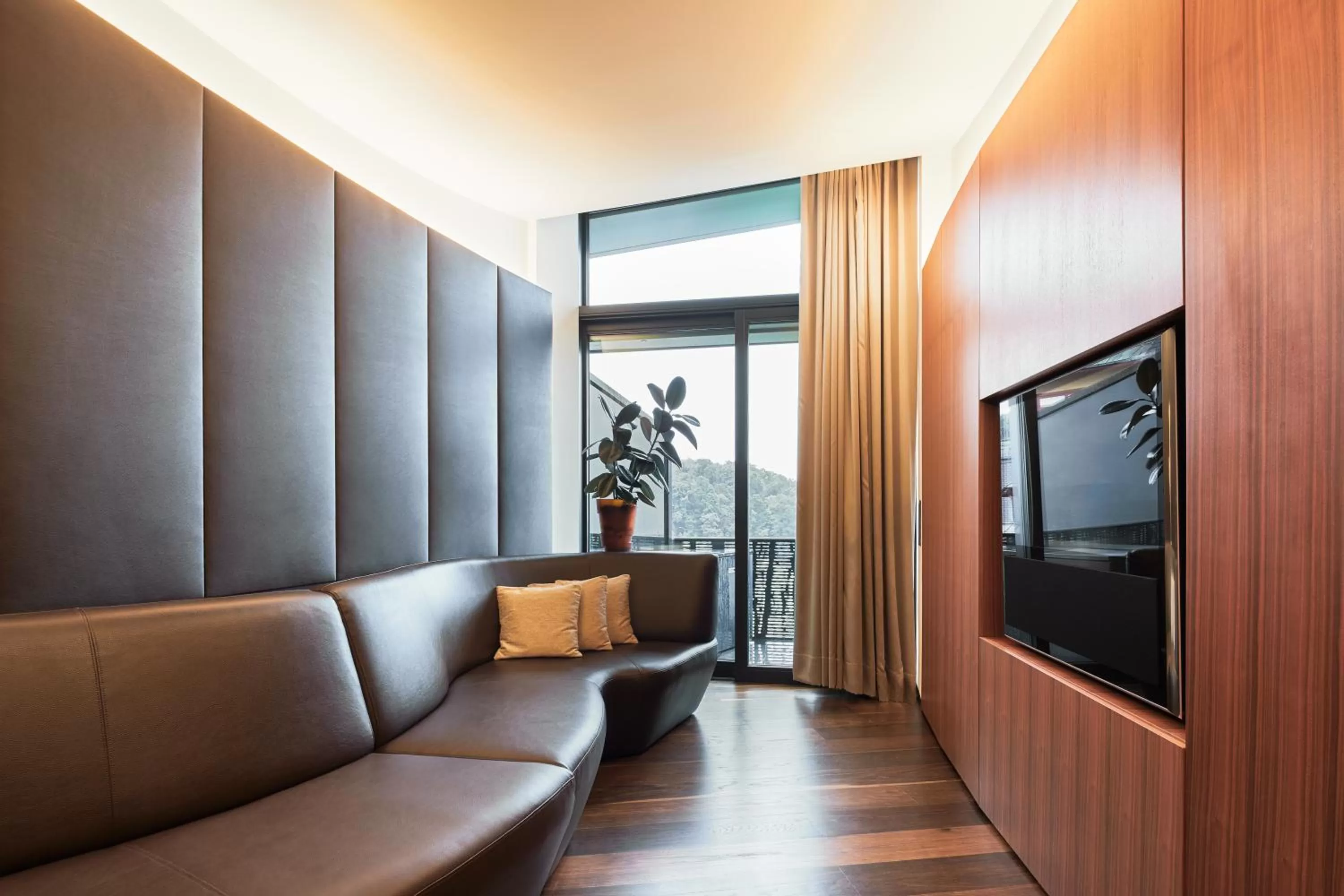 Communal lounge/ TV room in The Dolder Grand - City and Spa Resort Zurich