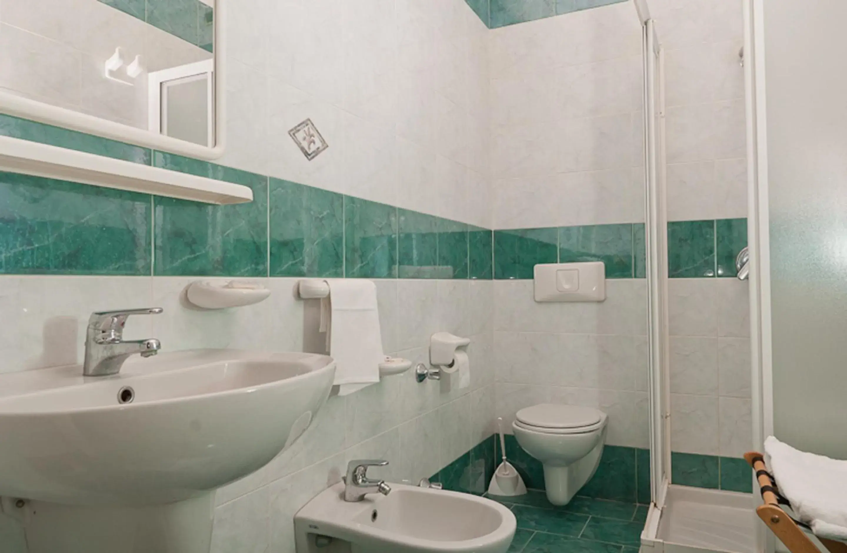 Bathroom in Hotel Del Postiglione