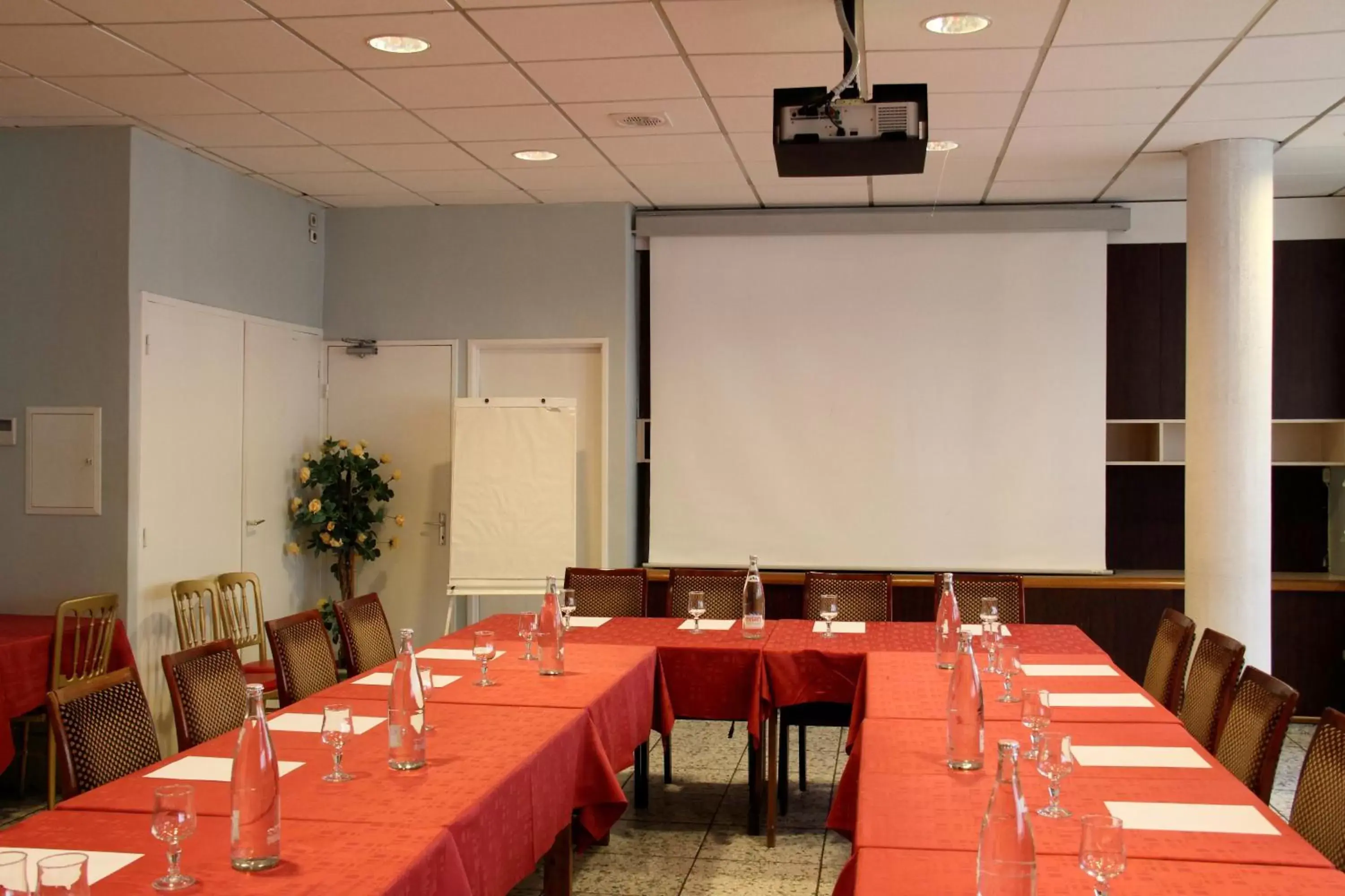 Meeting/conference room in Hotel Novel Restaurant La Mamma