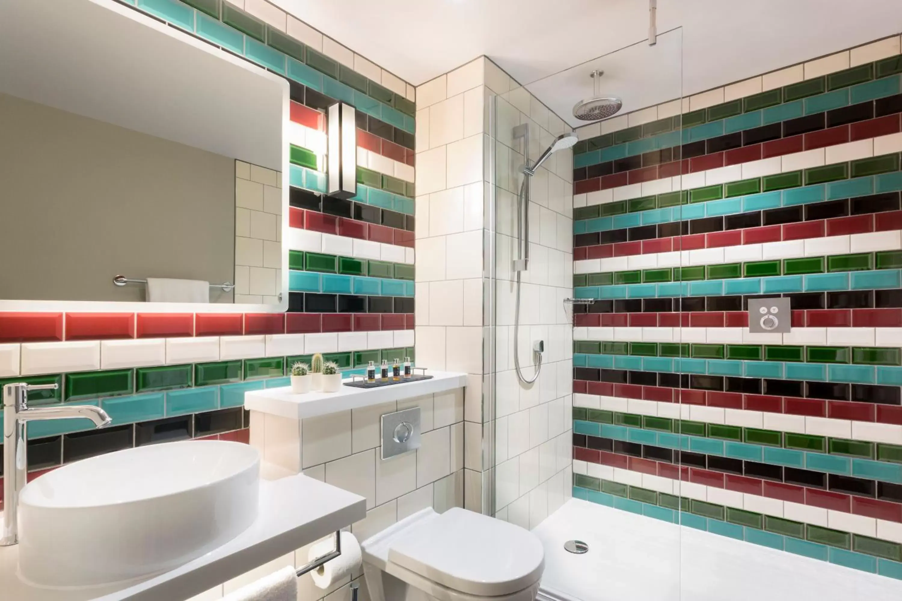 Bathroom in Hotel Indigo - Cardiff, an IHG Hotel