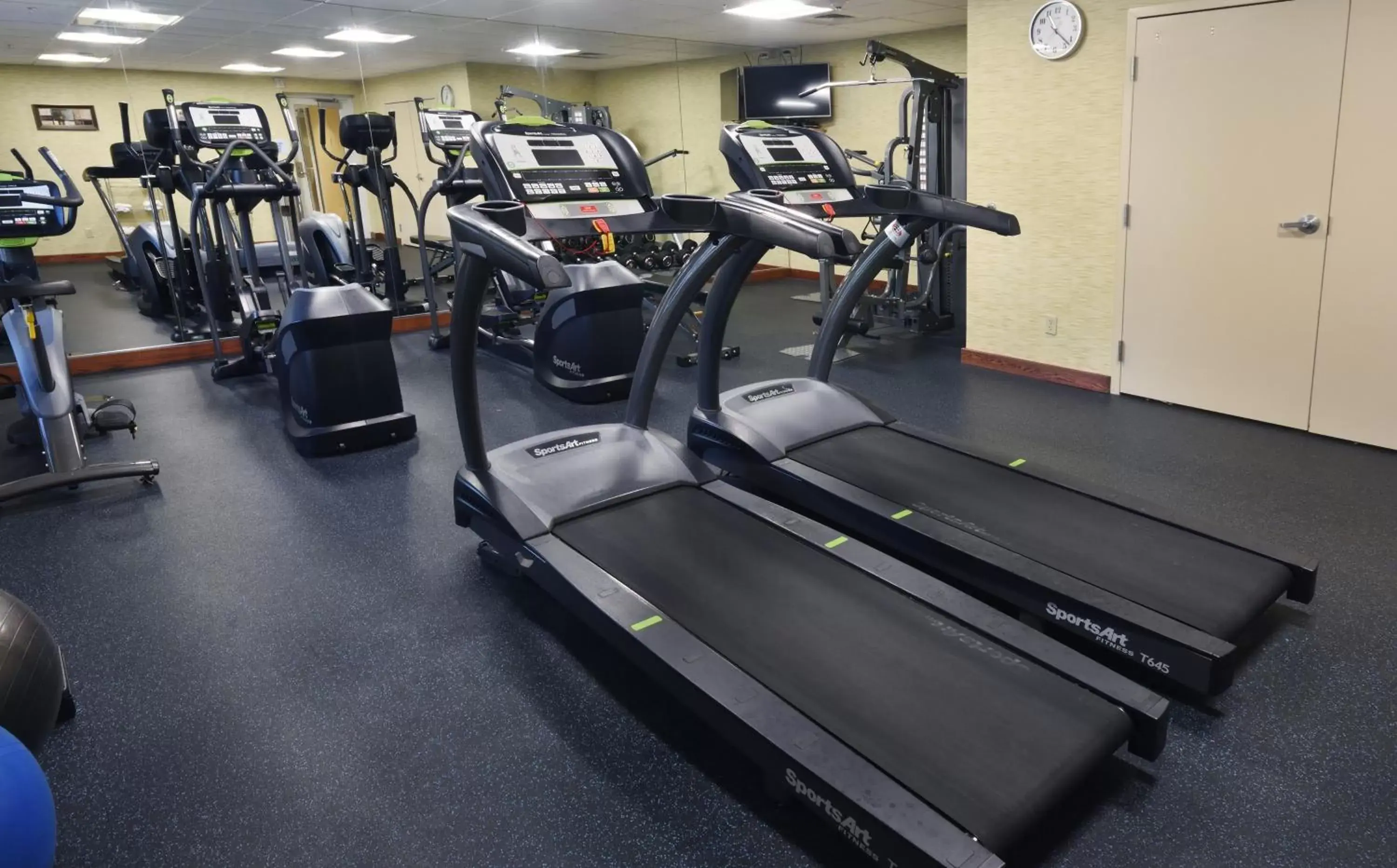 Fitness centre/facilities in Holiday Inn Express Milford by IHG Fitness centre/facilities in Holiday Inn Express Milford by IHG