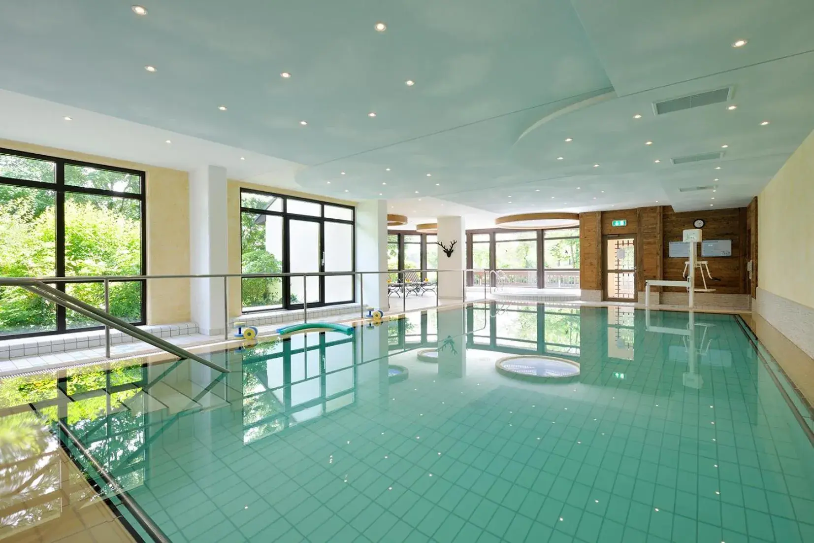 Hot Spring Bath, Swimming Pool in Johannesbad Thermalhotel Ludwig Thoma