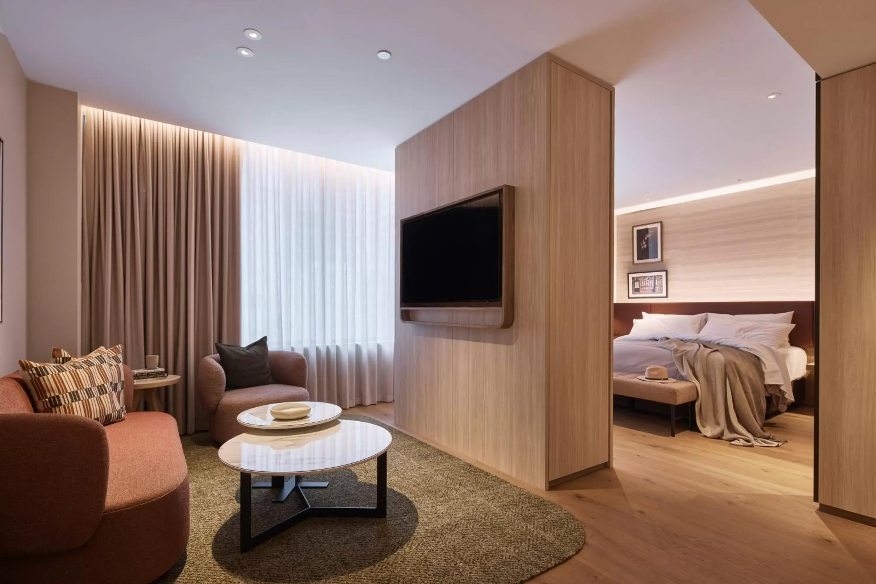 Bed, TV/Entertainment Center in Rydges Melbourne