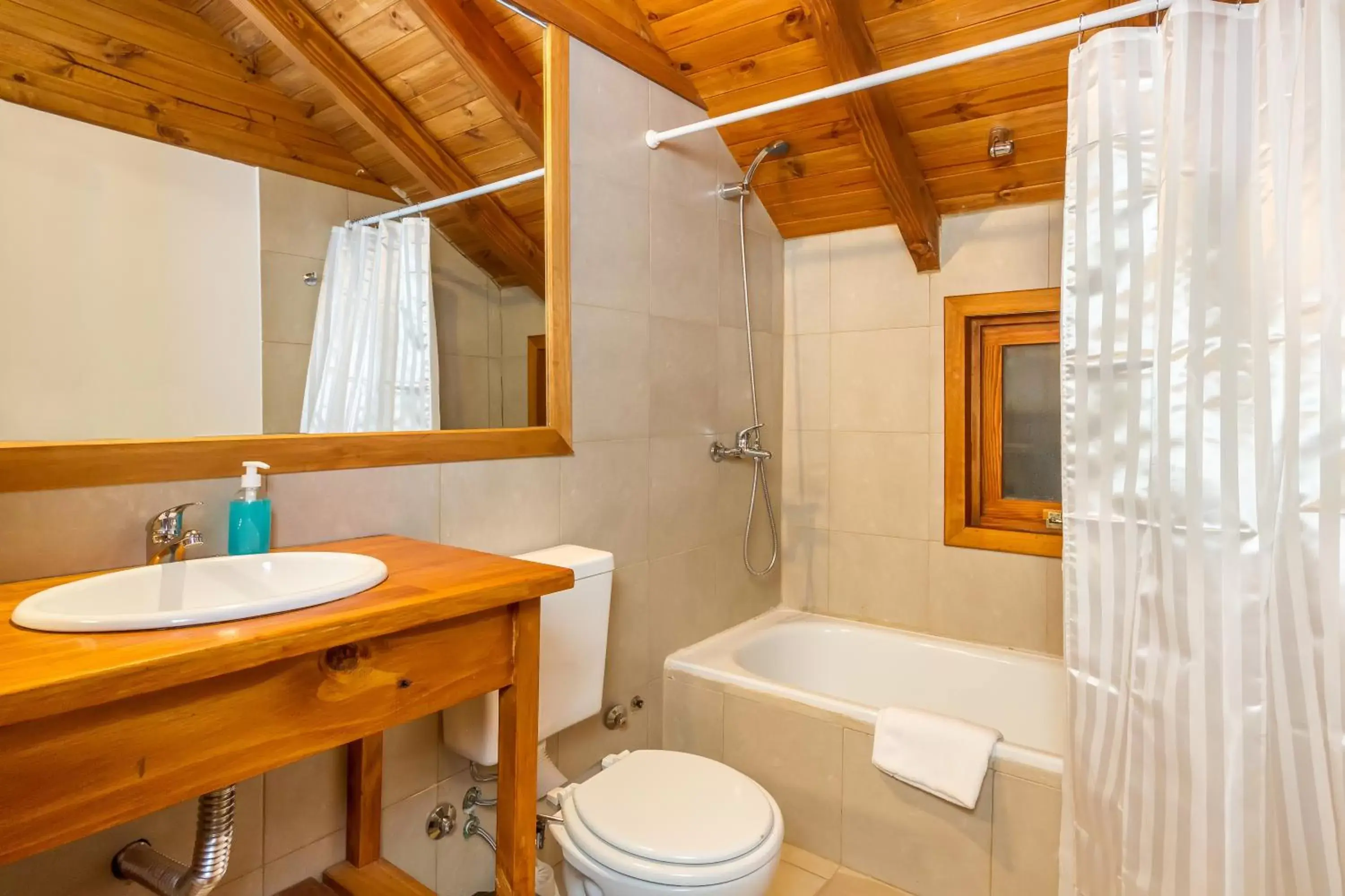 One-Bedroom Apartment (2 Adults) in Arbolar, Casas de Montaña- Piscina climatizada One-Bedroom Apartment (2 Adults) in Arbolar, Casas de Montaña- Piscina climatizada