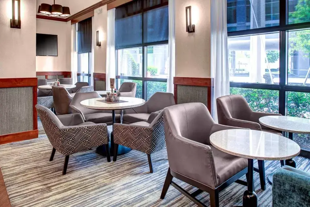 Seating area in Hyatt Place Atlanta Buckhead