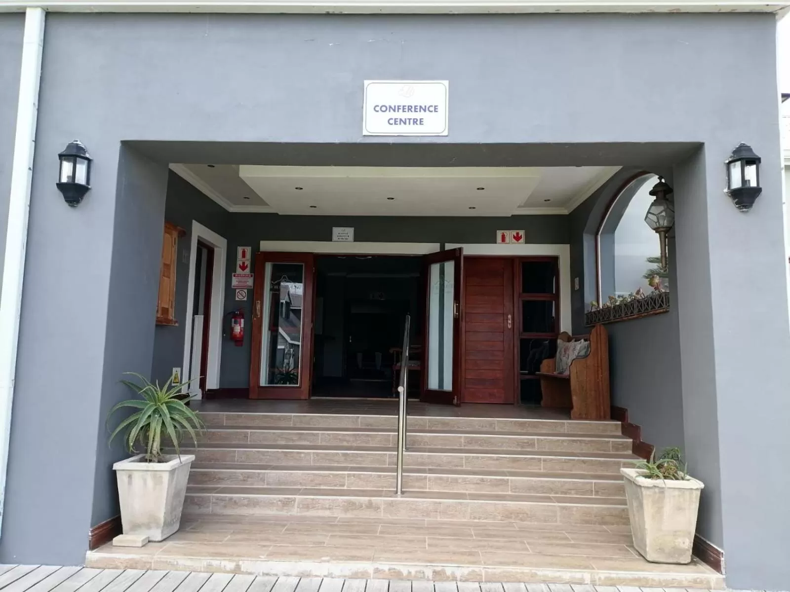 Facade/entrance in Issaquena Heights Boutique Hotel
