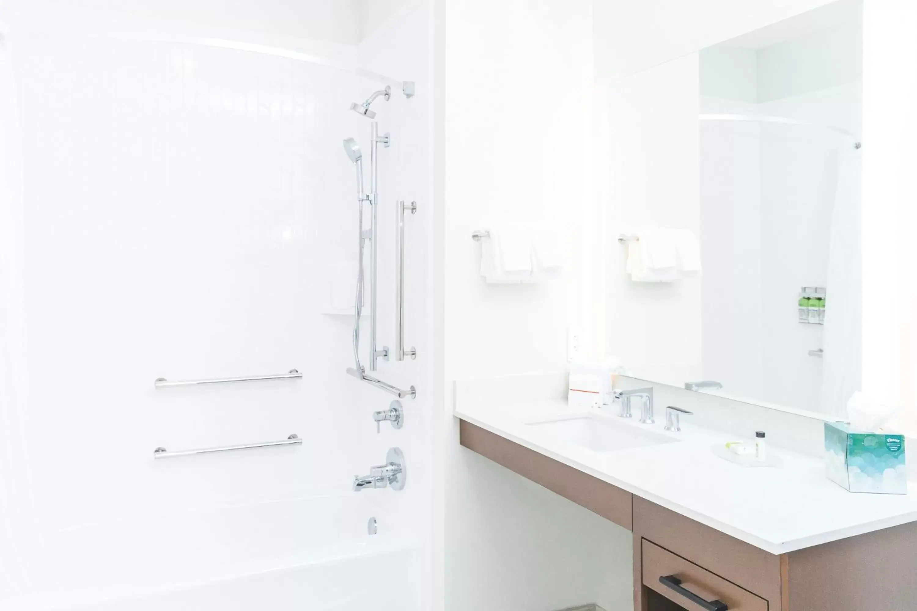 Bathroom in Staybridge Suites - Nashville - Vanderbilt, an IHG Hotel