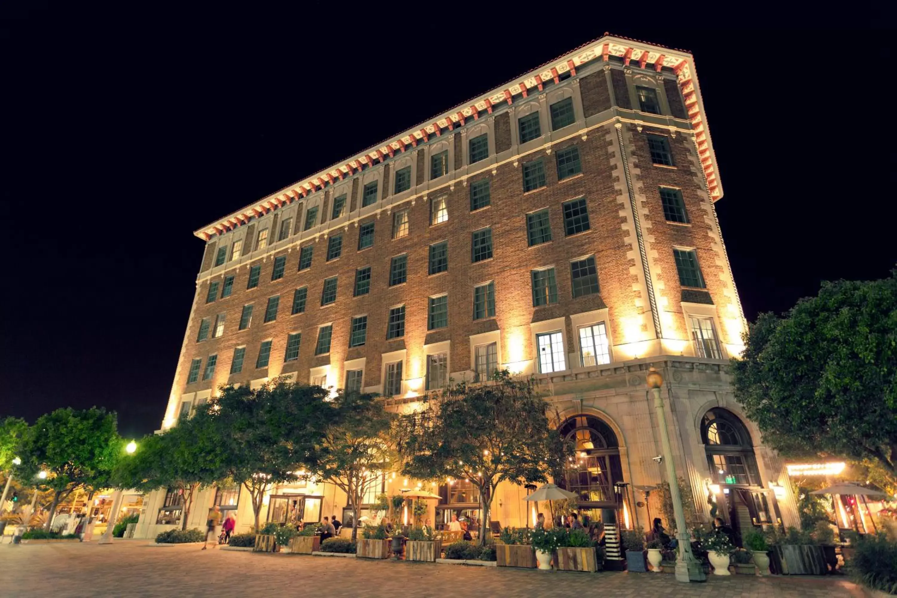 Property Building in The Culver Hotel