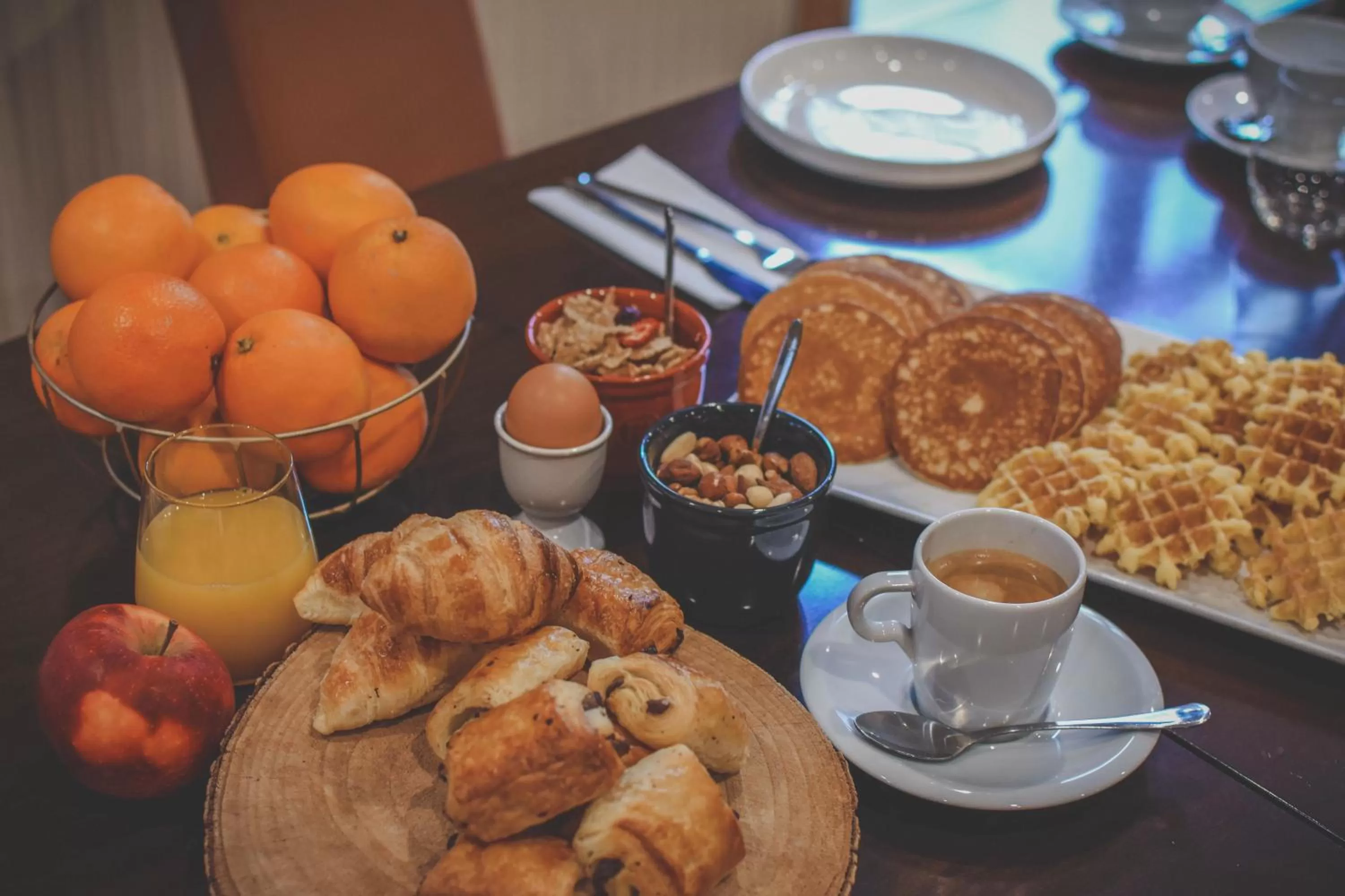 Breakfast in Hotel The Augustin