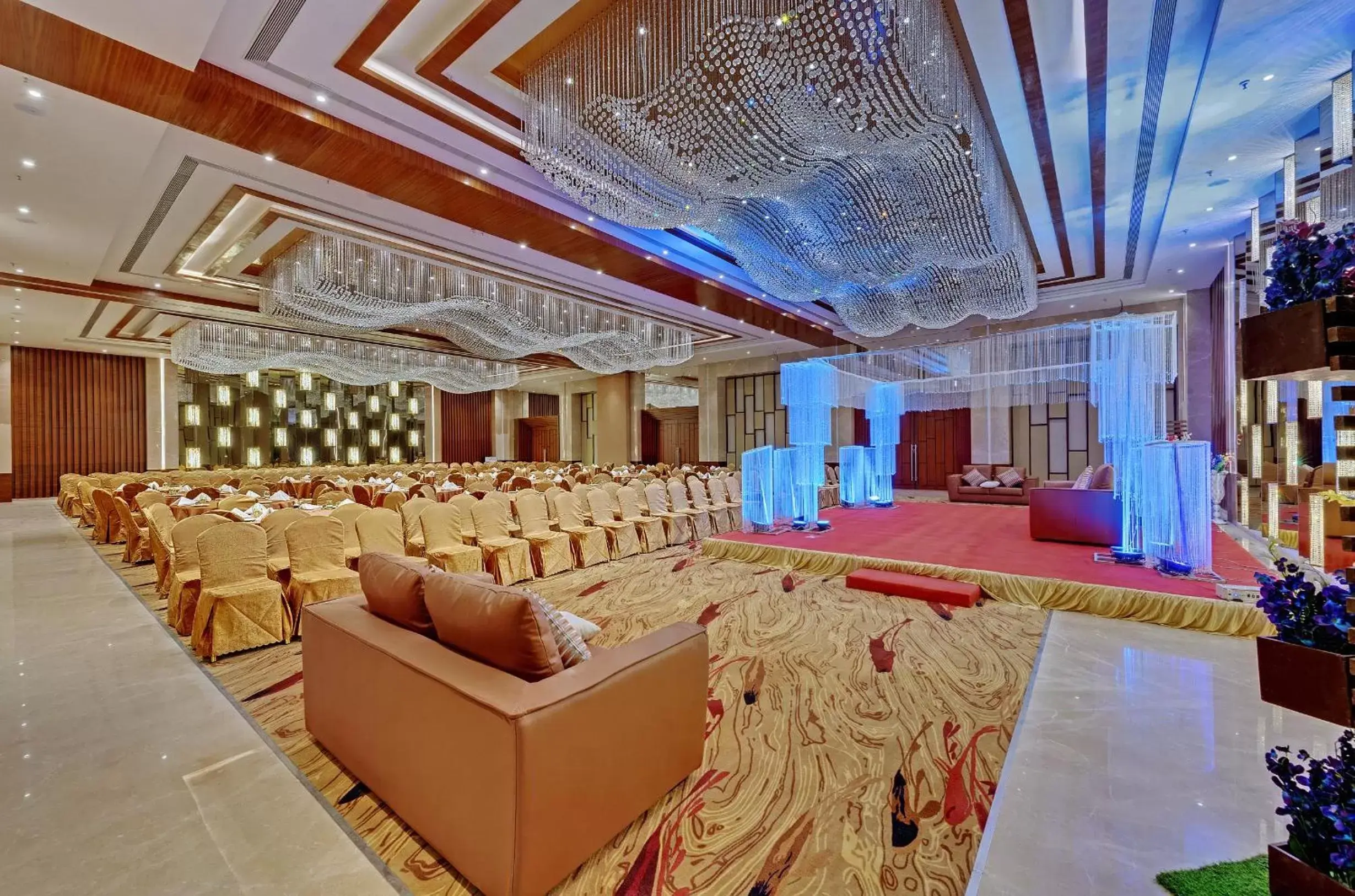 Banquet/Function facilities in The Fern Leo Resort & Club - Junagadh, Gujarat