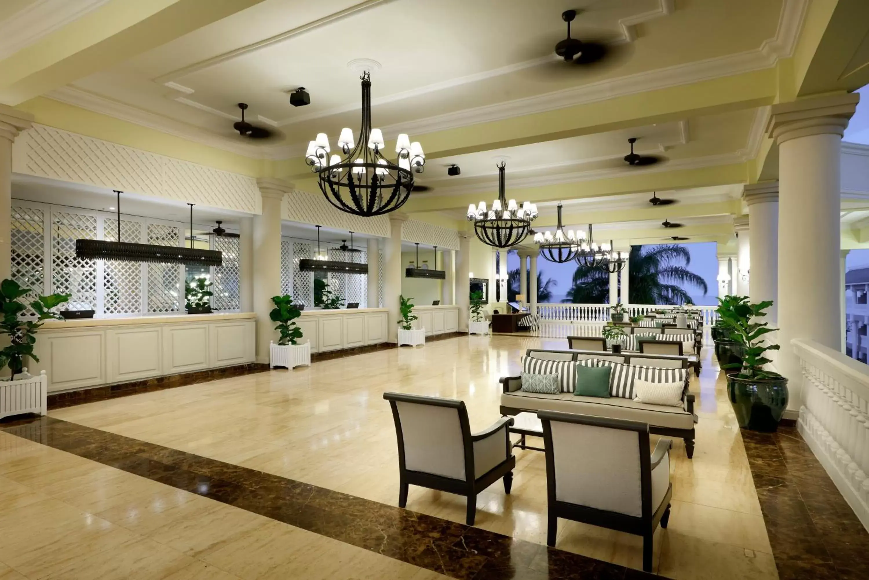 Lobby/Reception in Grand Palladium Jamaica Resort & Spa All Inclusive