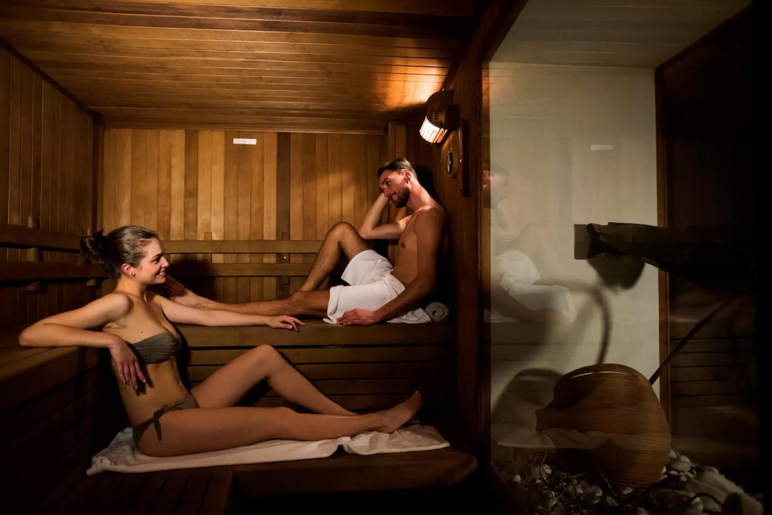 Sauna, Guests in Hotel Firenze Number Nine