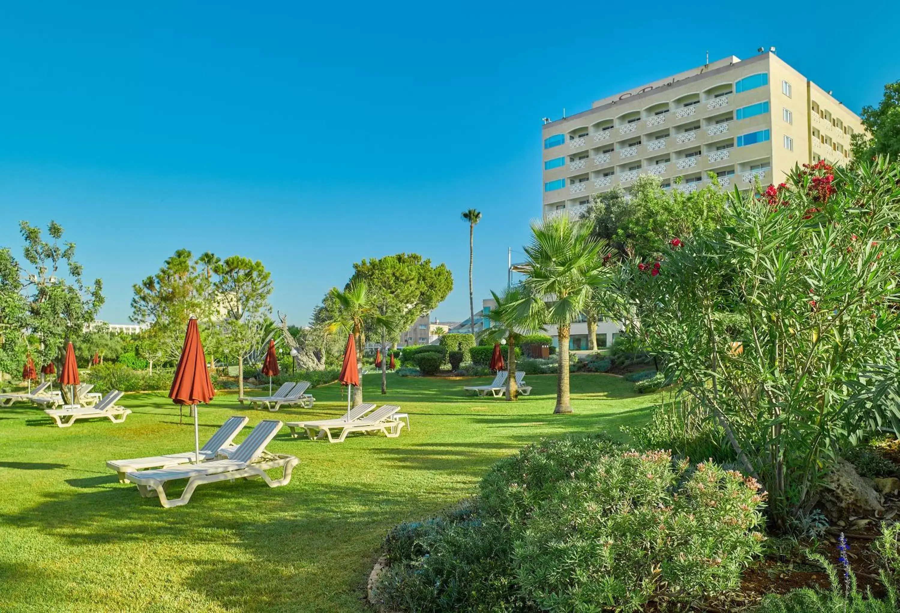 Garden in St Raphael Resort