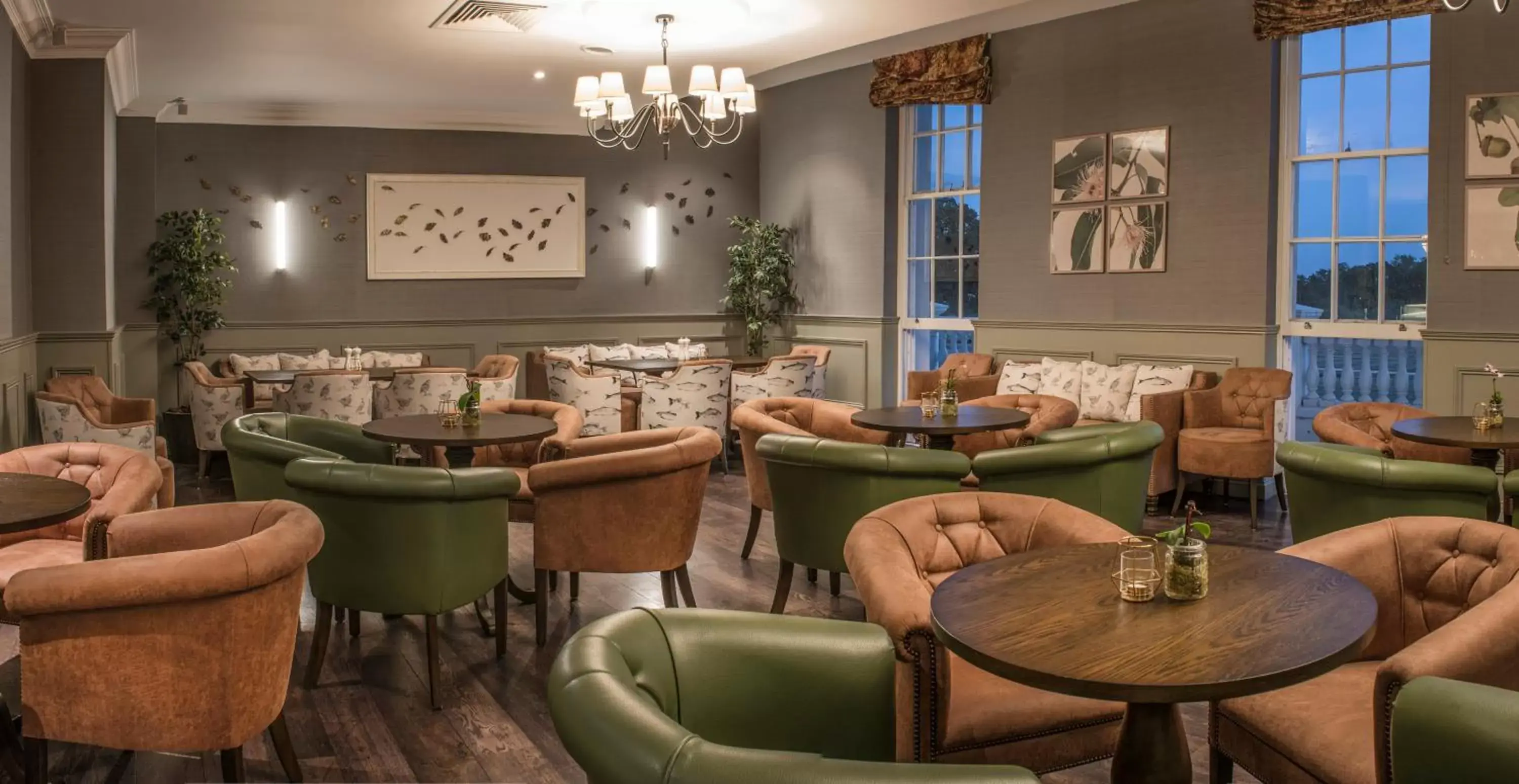 Restaurant/places to eat, Lounge/Bar in De Vere Wokefield Estate