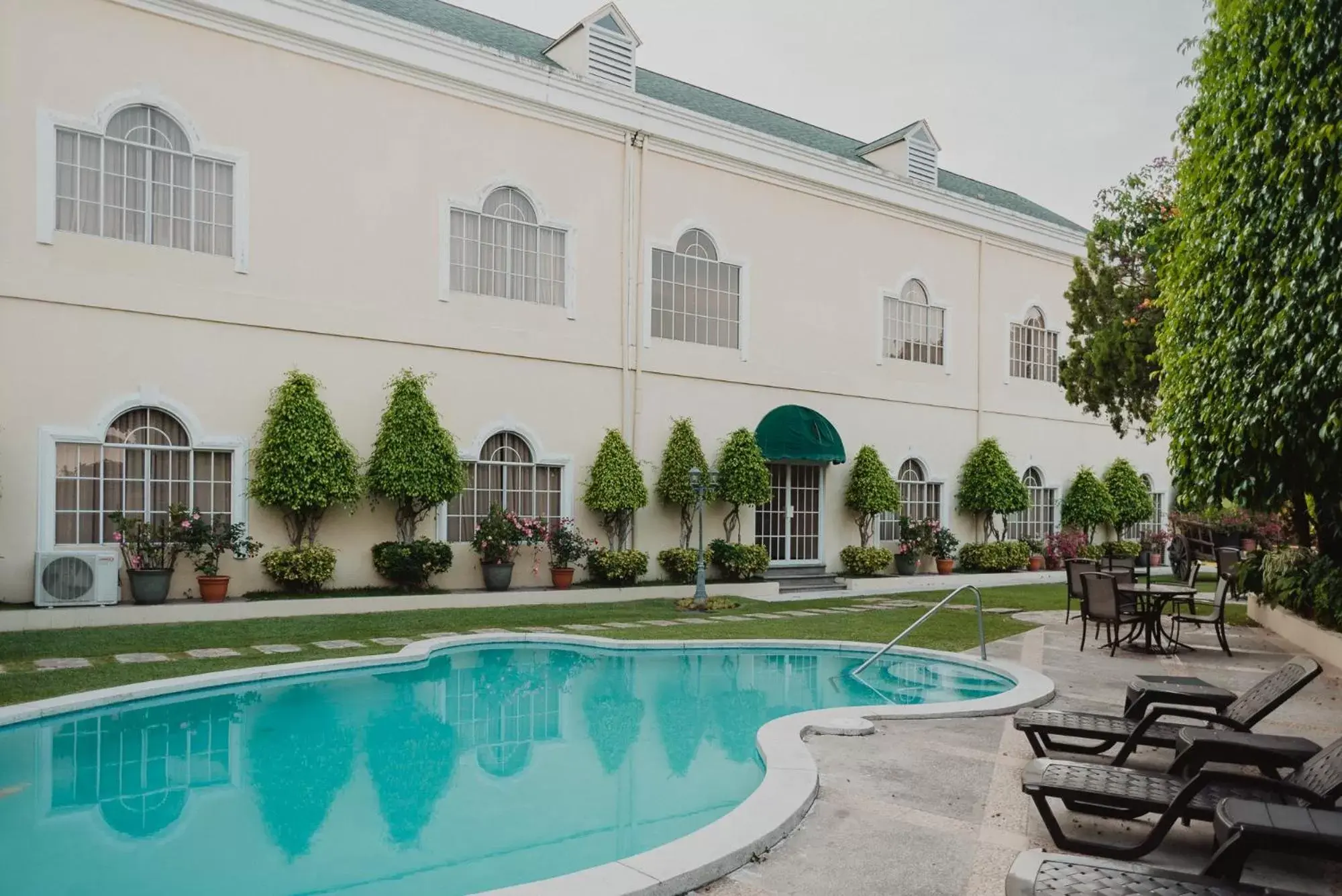 Garden, Property Building in Hotel Mirador Plaza