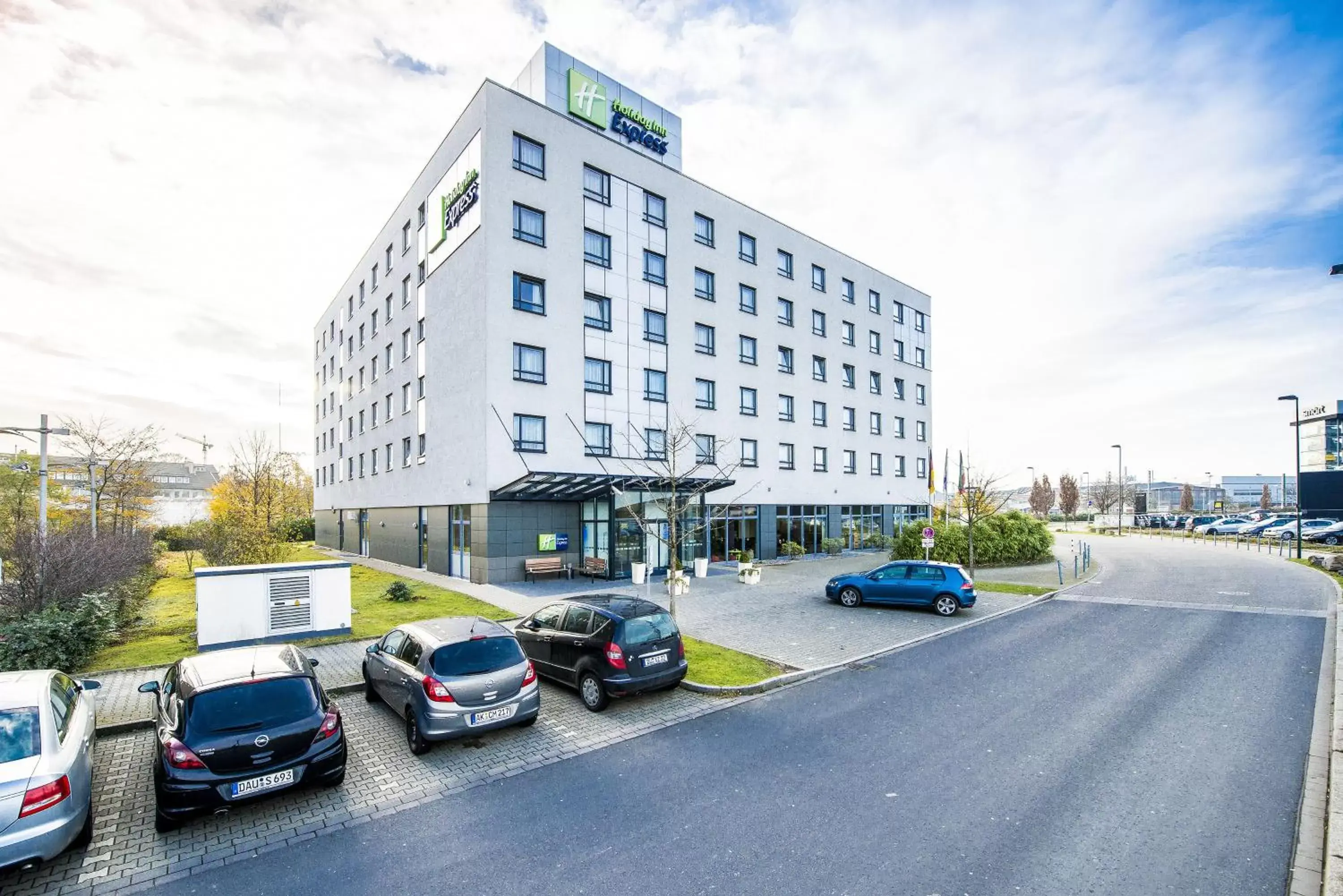 Other, Property Building in Holiday Inn Express Duesseldorf City Nord, an IHG Hotel