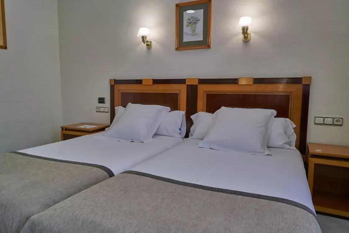 Bed in Hotel Don Curro