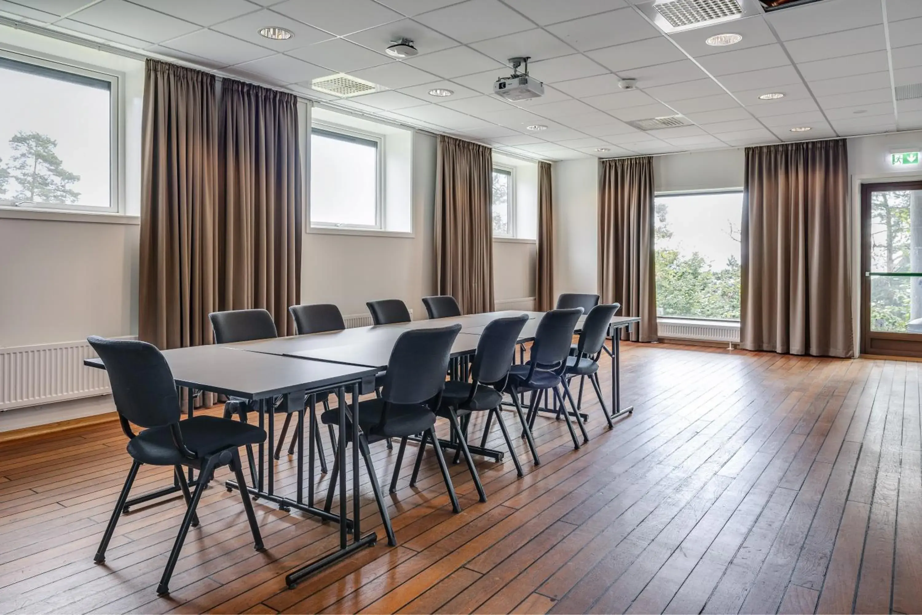 Meeting/conference room in Quality Hotel Leangkollen