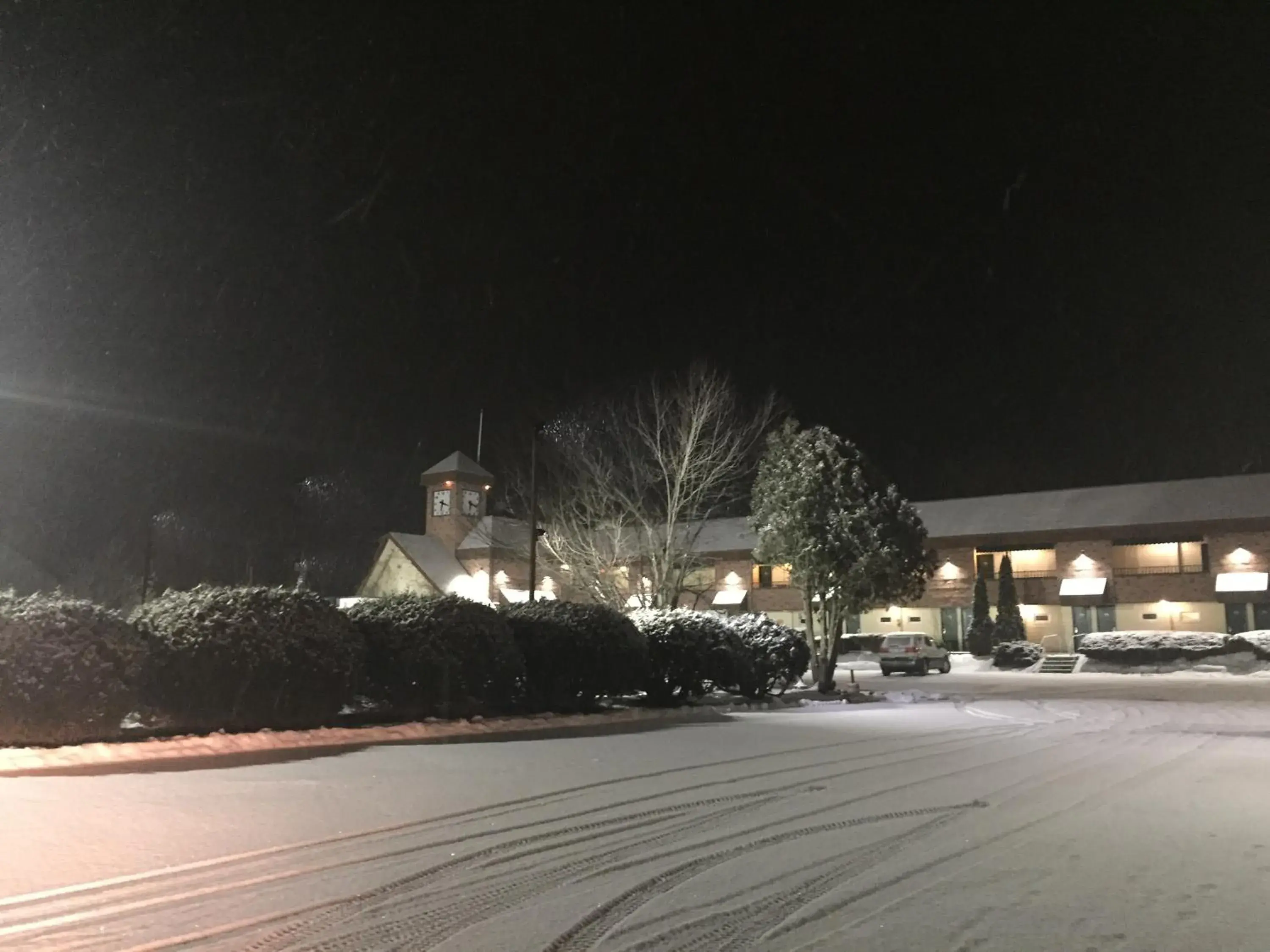 Street view, Winter in The Black Mountain Inn