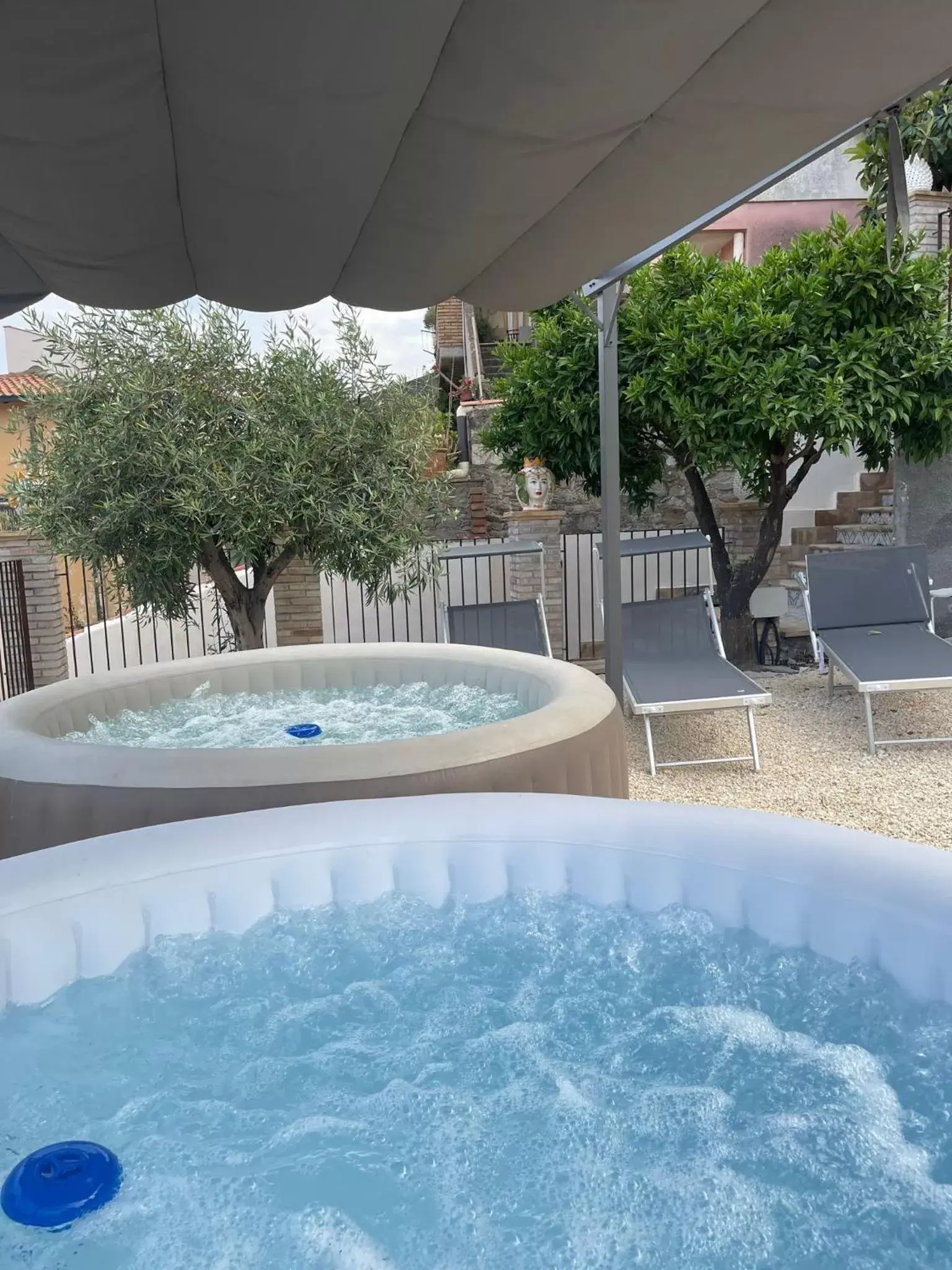 Day, Swimming Pool in Bed and Relax-Il Maniero
