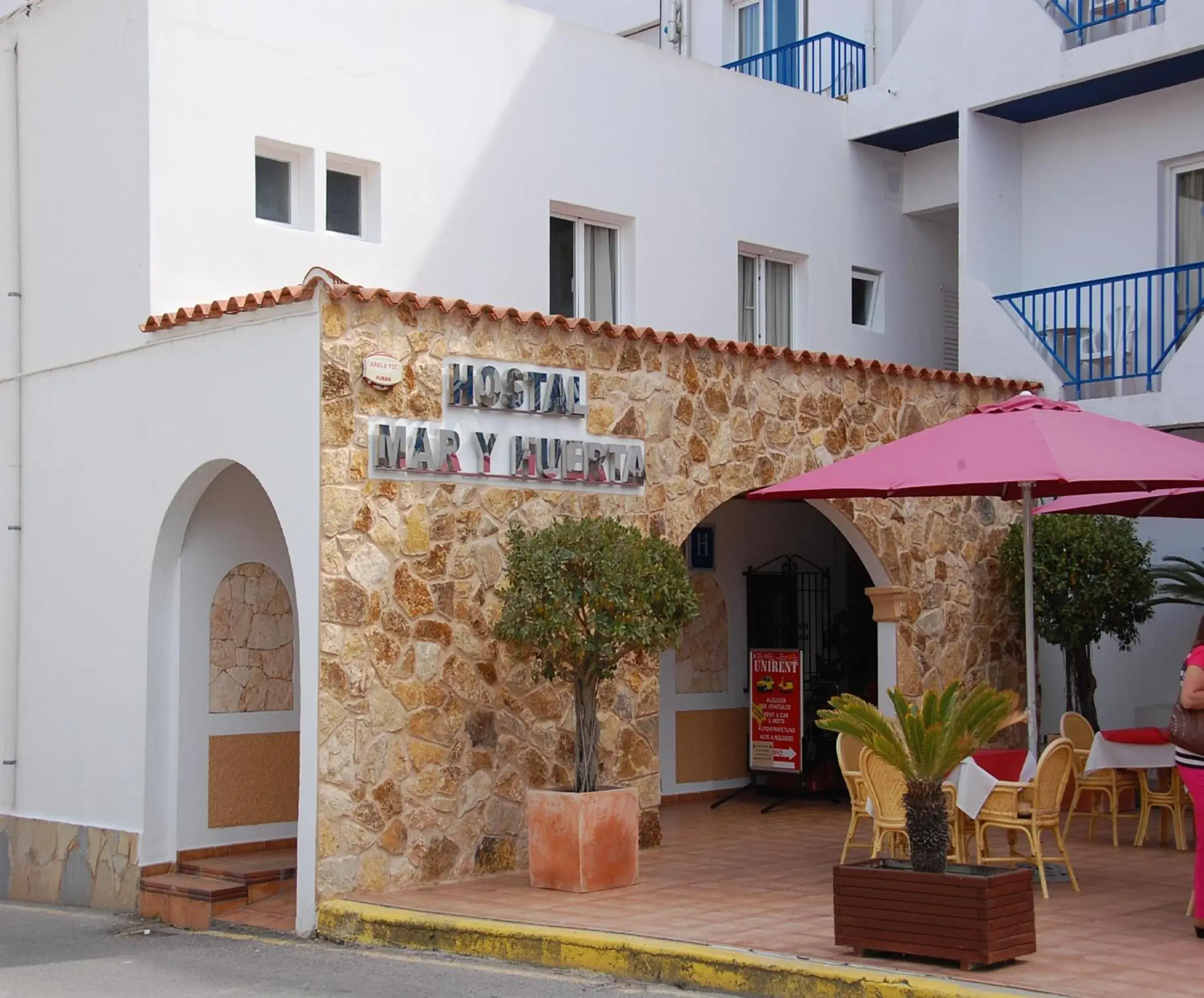 Facade/entrance in Hostal Mar y Huerta