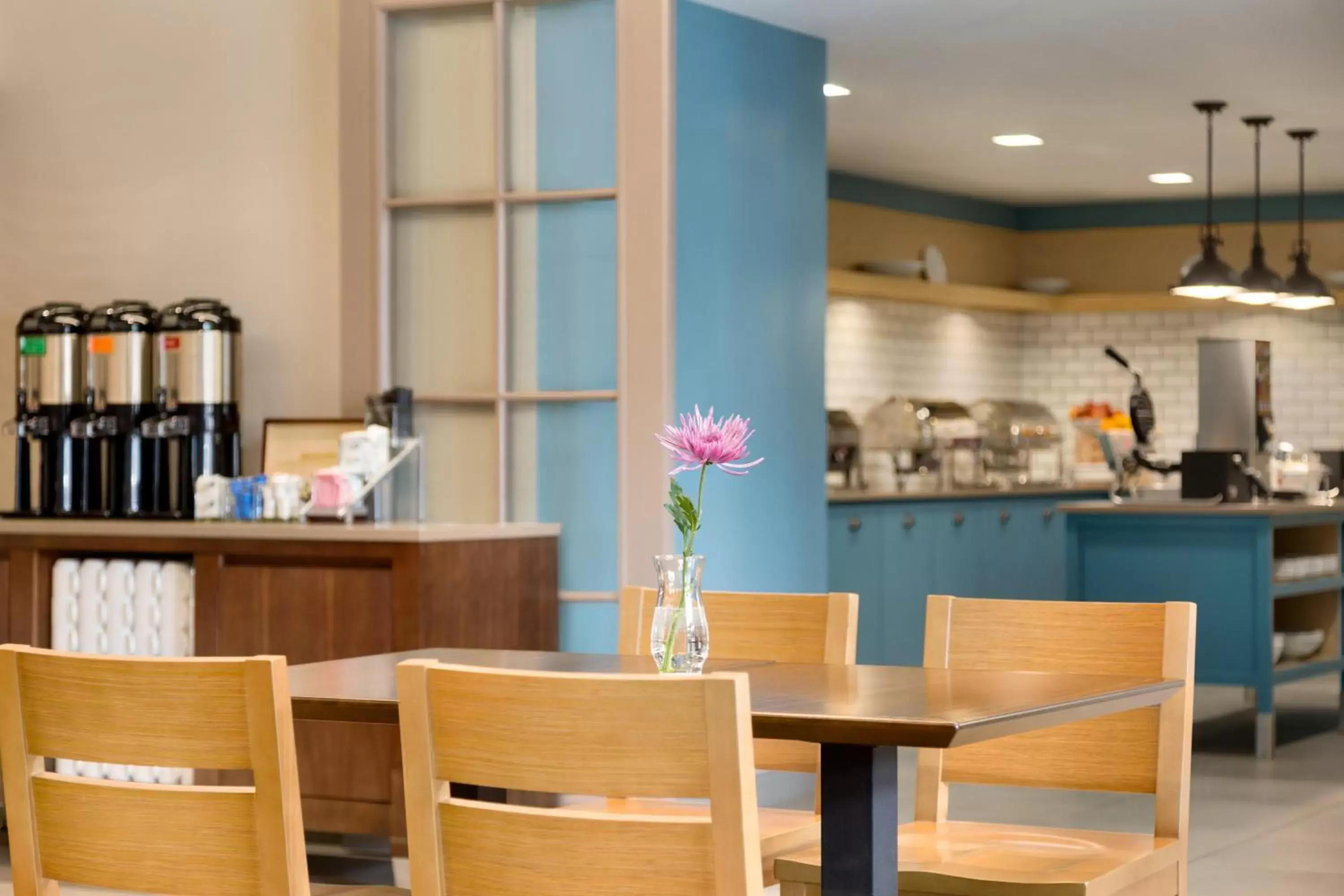 Breakfast, Restaurant/Places to Eat in Country Inn & Suites by Radisson, Seattle-Tacoma International Airport, WA