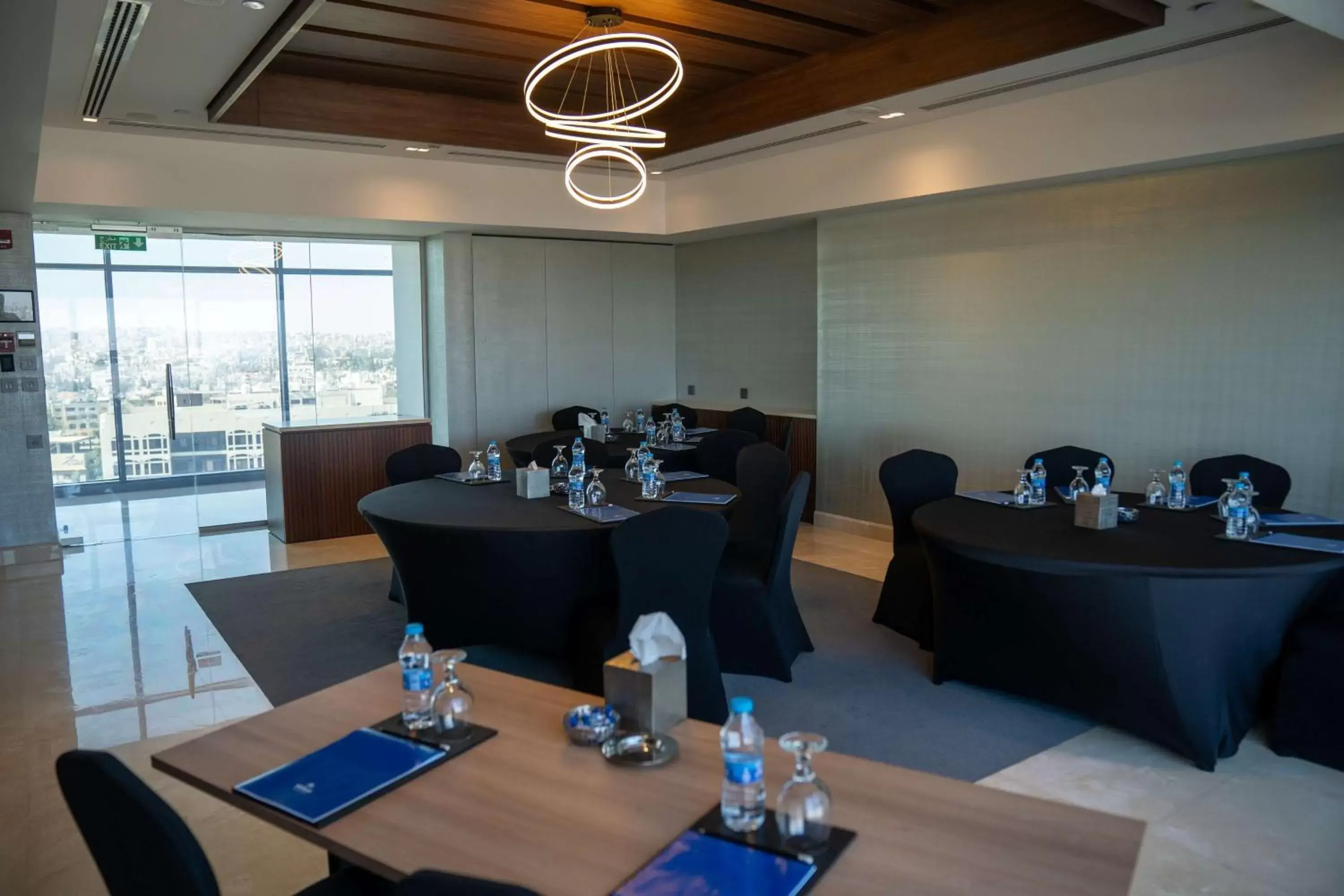 Meeting/conference room, Restaurant/Places to Eat in Hilton Amman