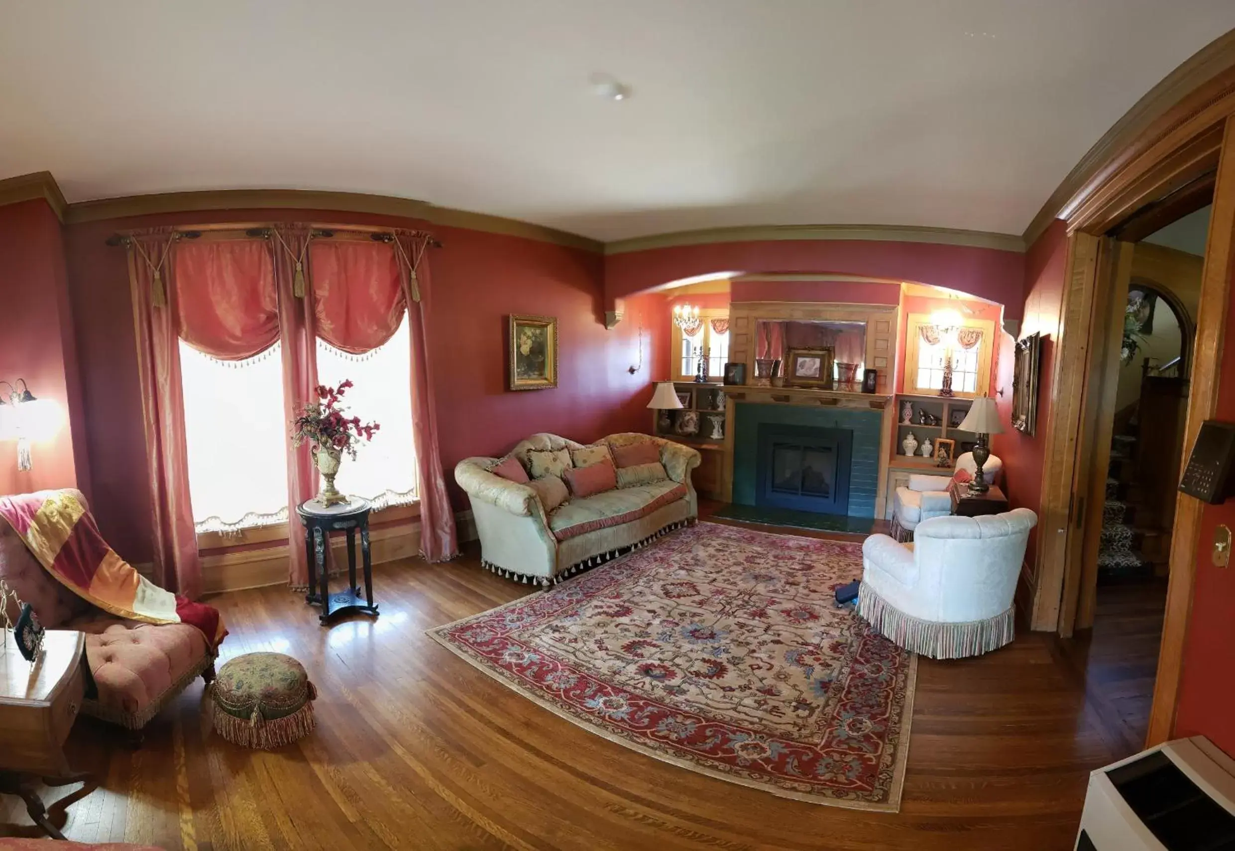 Living room, Seating Area in Chocolate Mansion