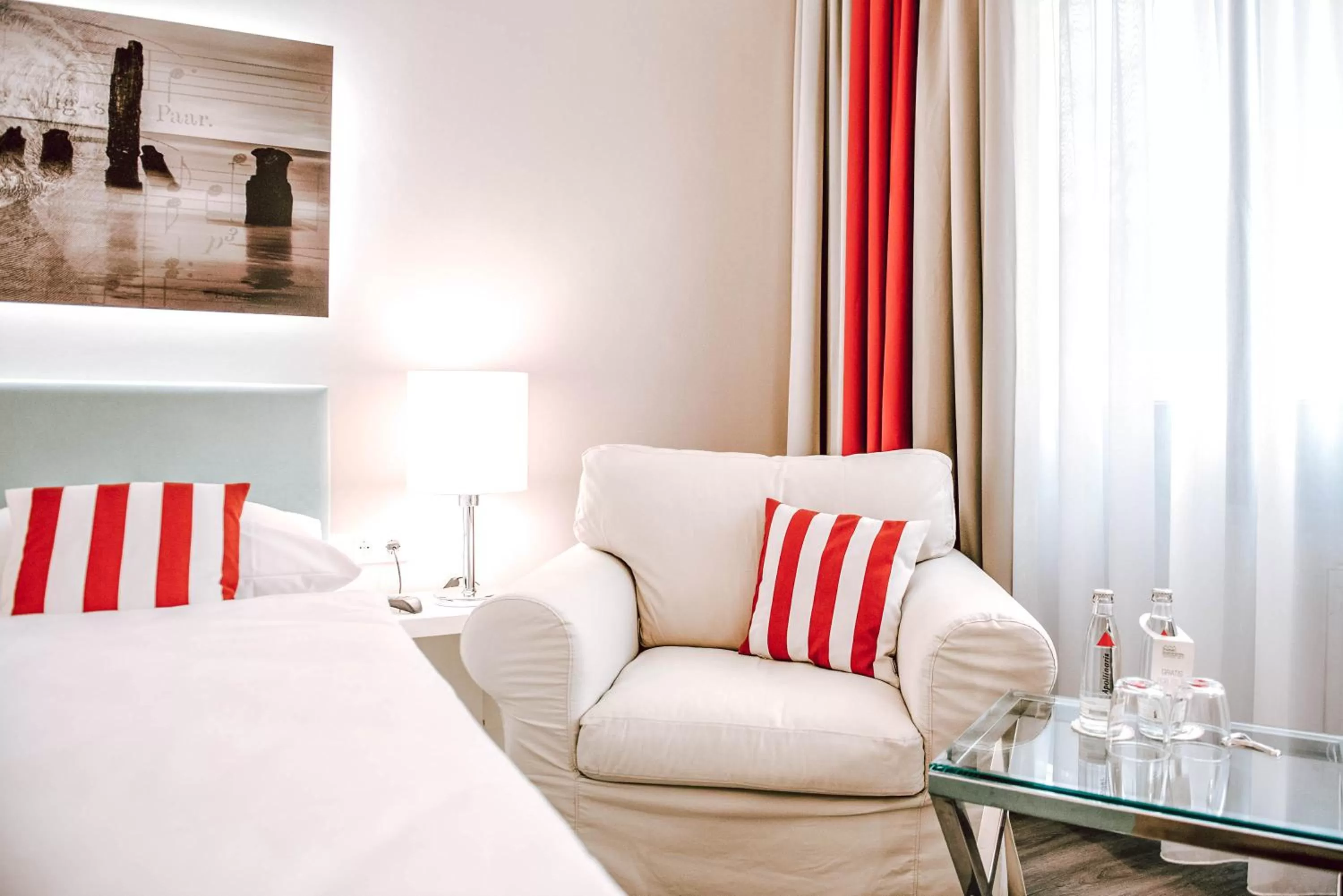 Bed in Concorde Business Boutique Hotel