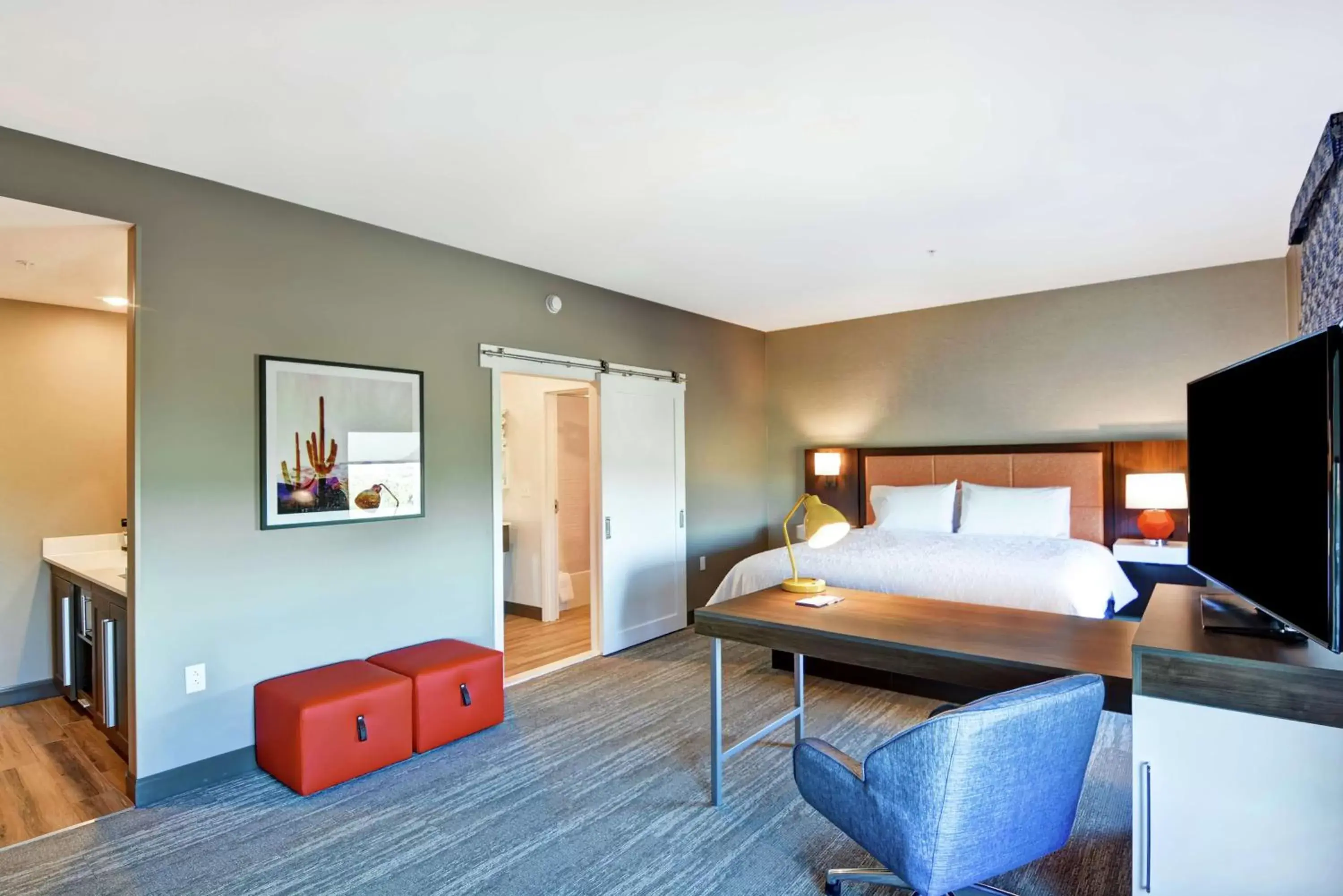 Bedroom in Hampton Inn & Suites Tucson Marana