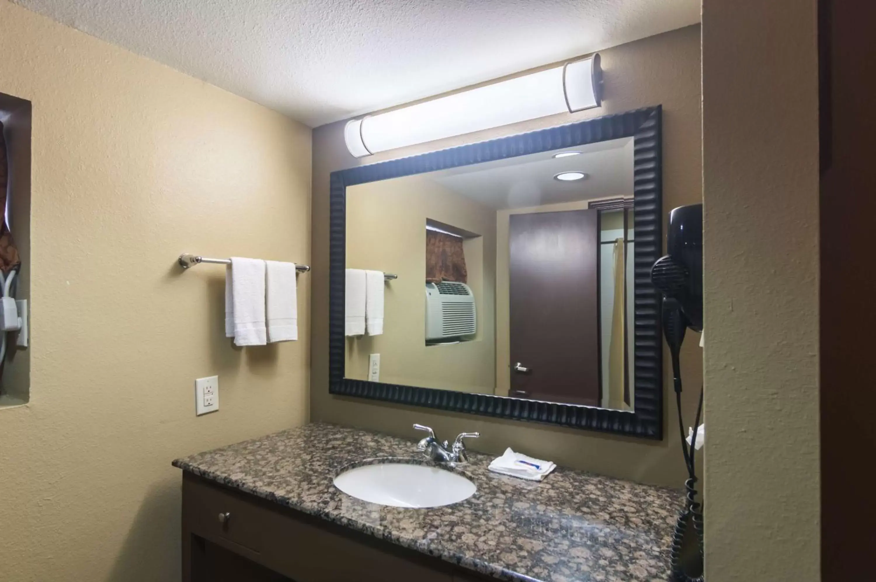Bathroom in Motel 6-Snyder, TX
