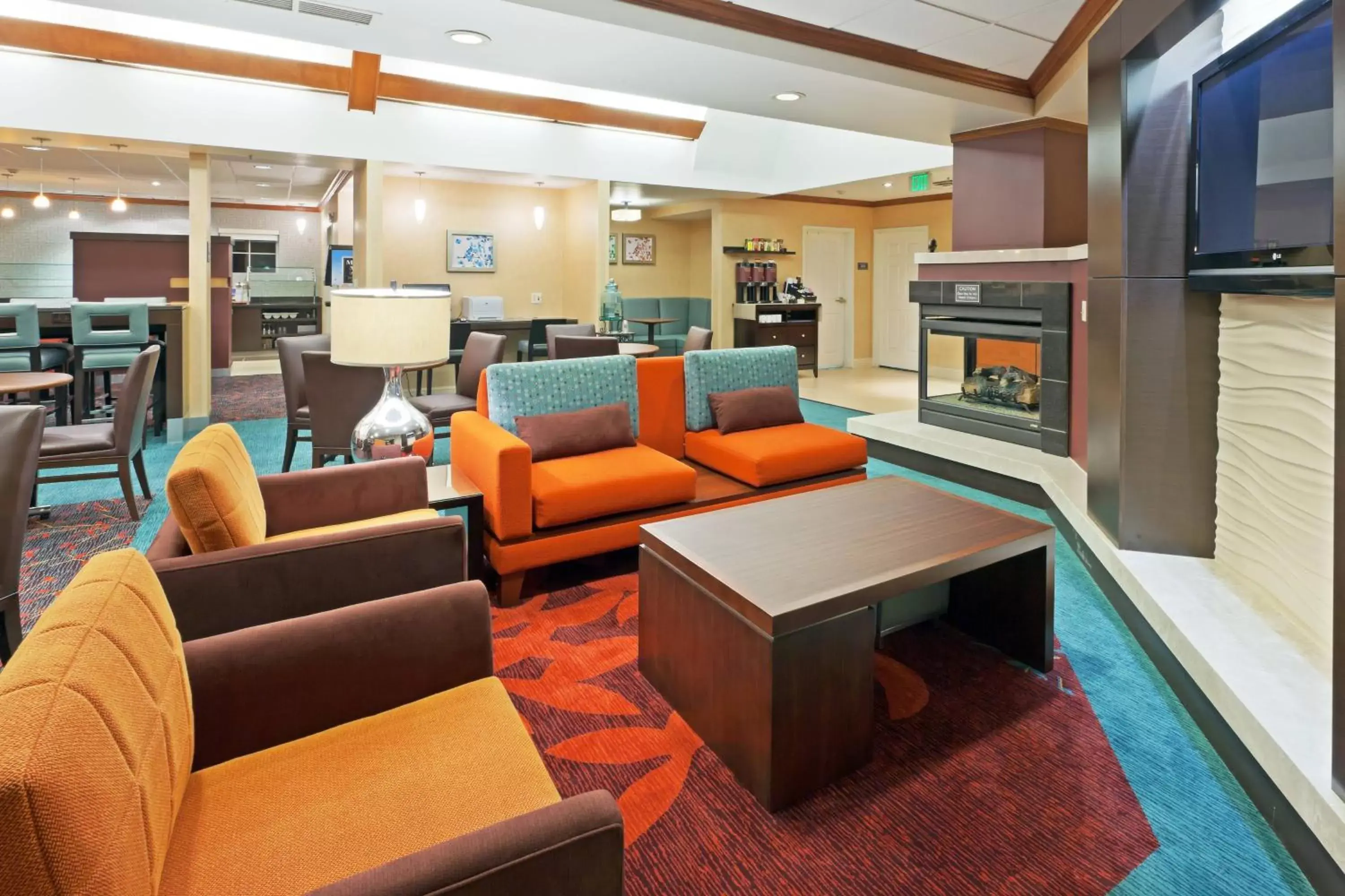 Lobby or reception, Lounge/Bar in Residence Inn Boulder Longmont