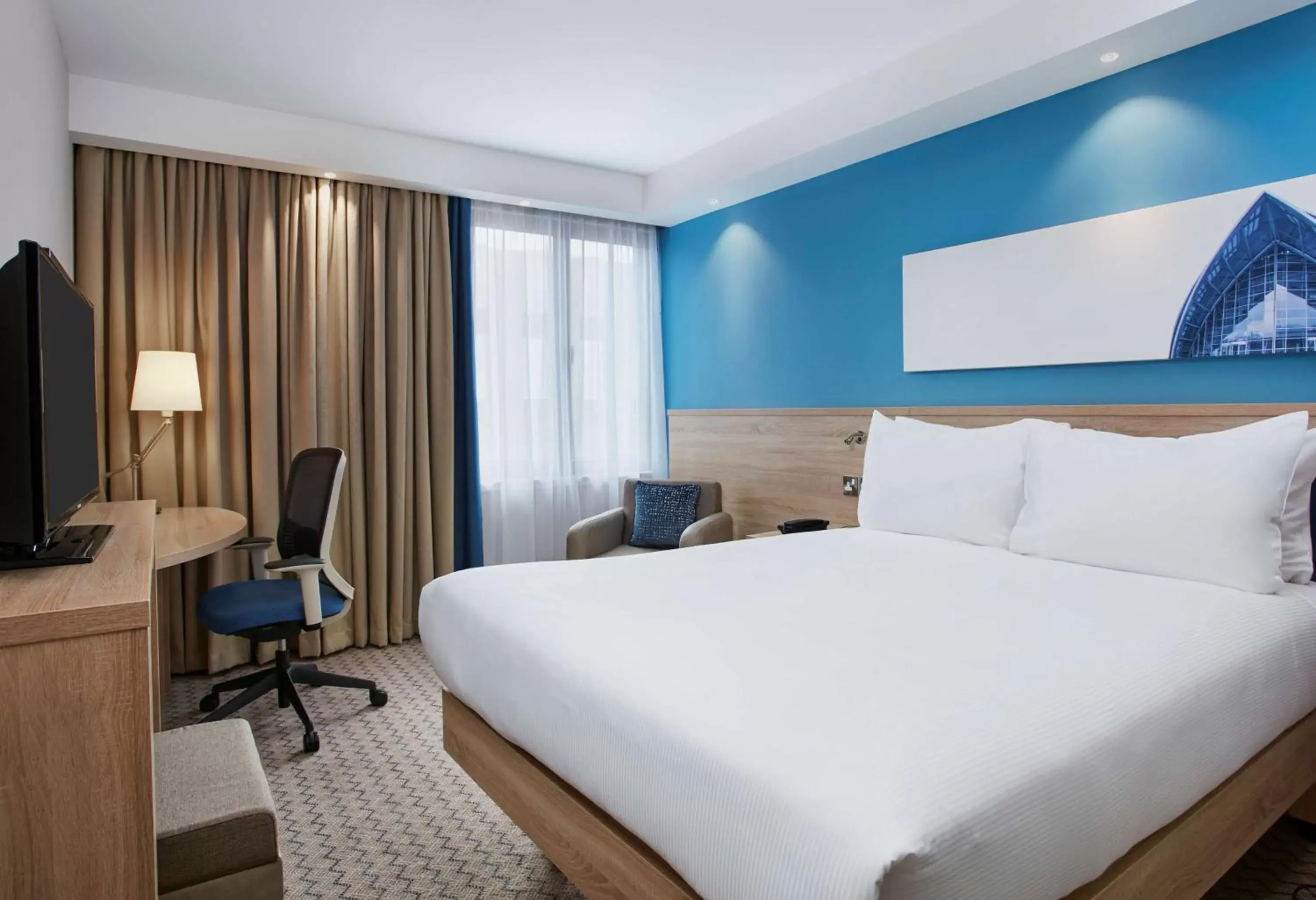 Bed in Hampton by Hilton Glasgow Central