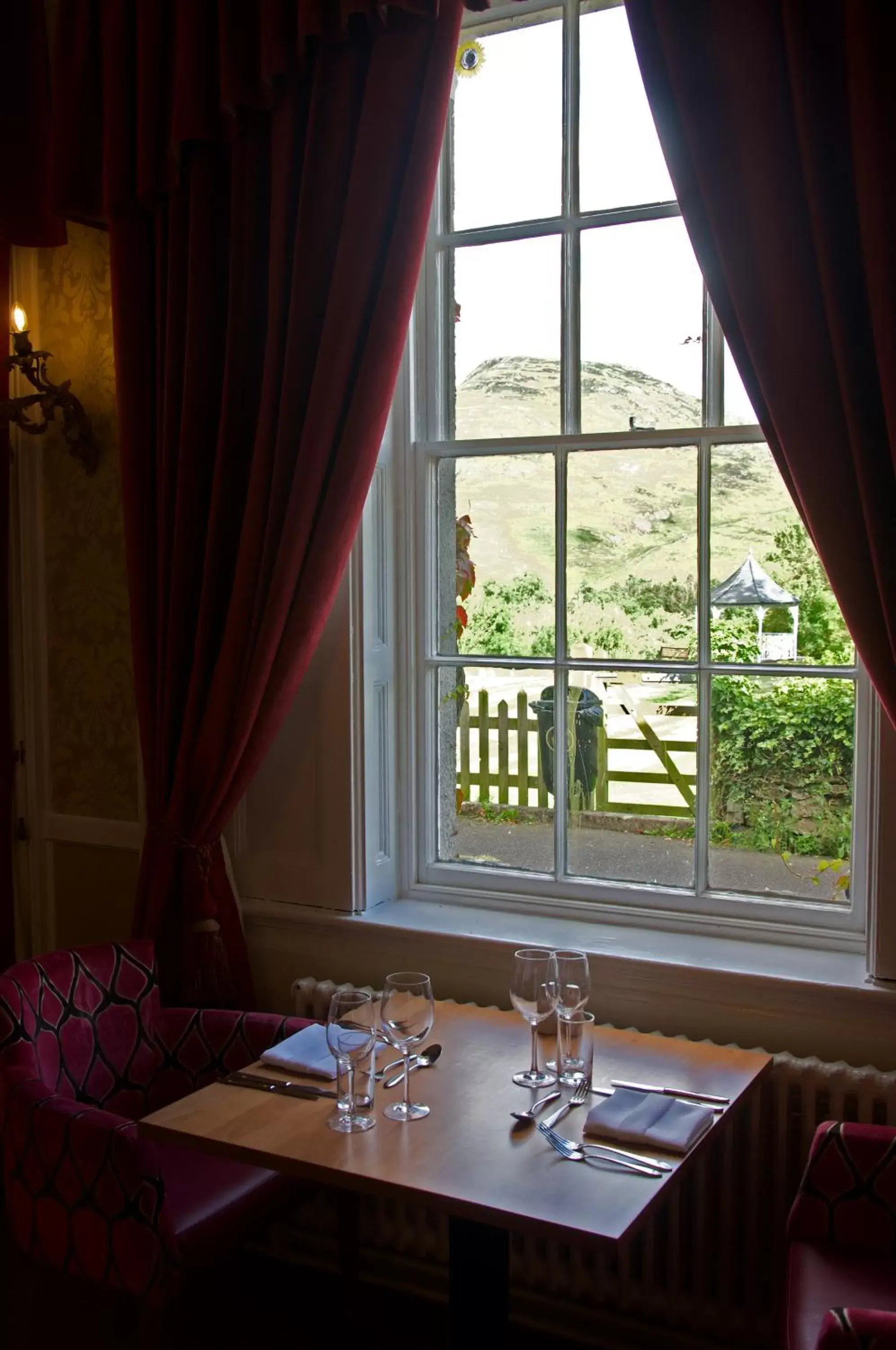 Restaurant/Places to Eat in The Izaak Walton Country House Hotel