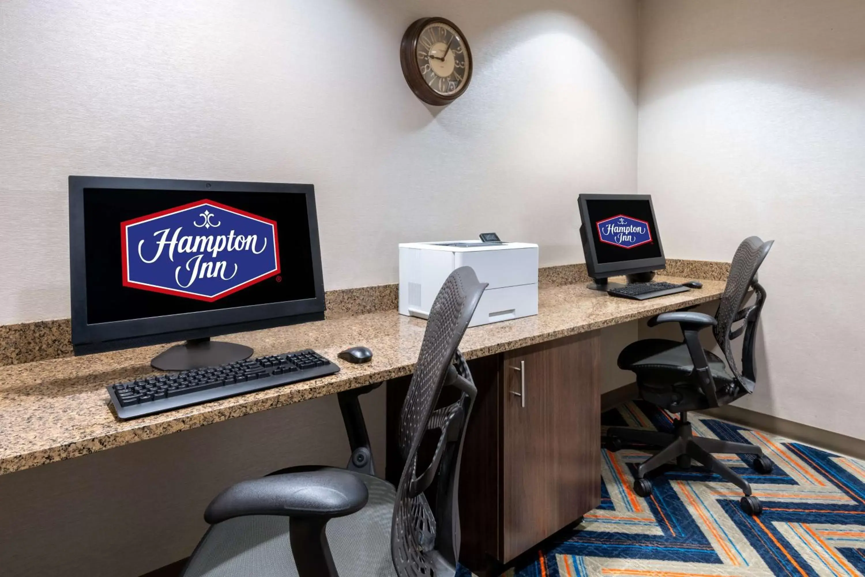 Business facilities, Business Area/Conference Room in Hampton Inn Denver-International Airport