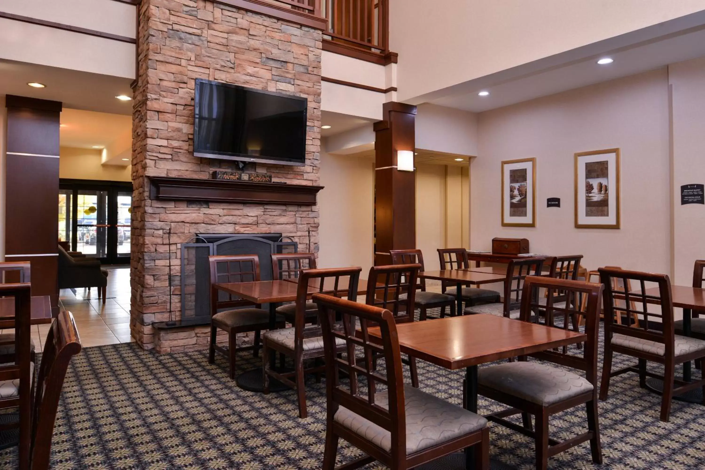 Property building, Restaurant/Places to Eat in Staybridge Suites Oklahoma City, an IHG Hotel