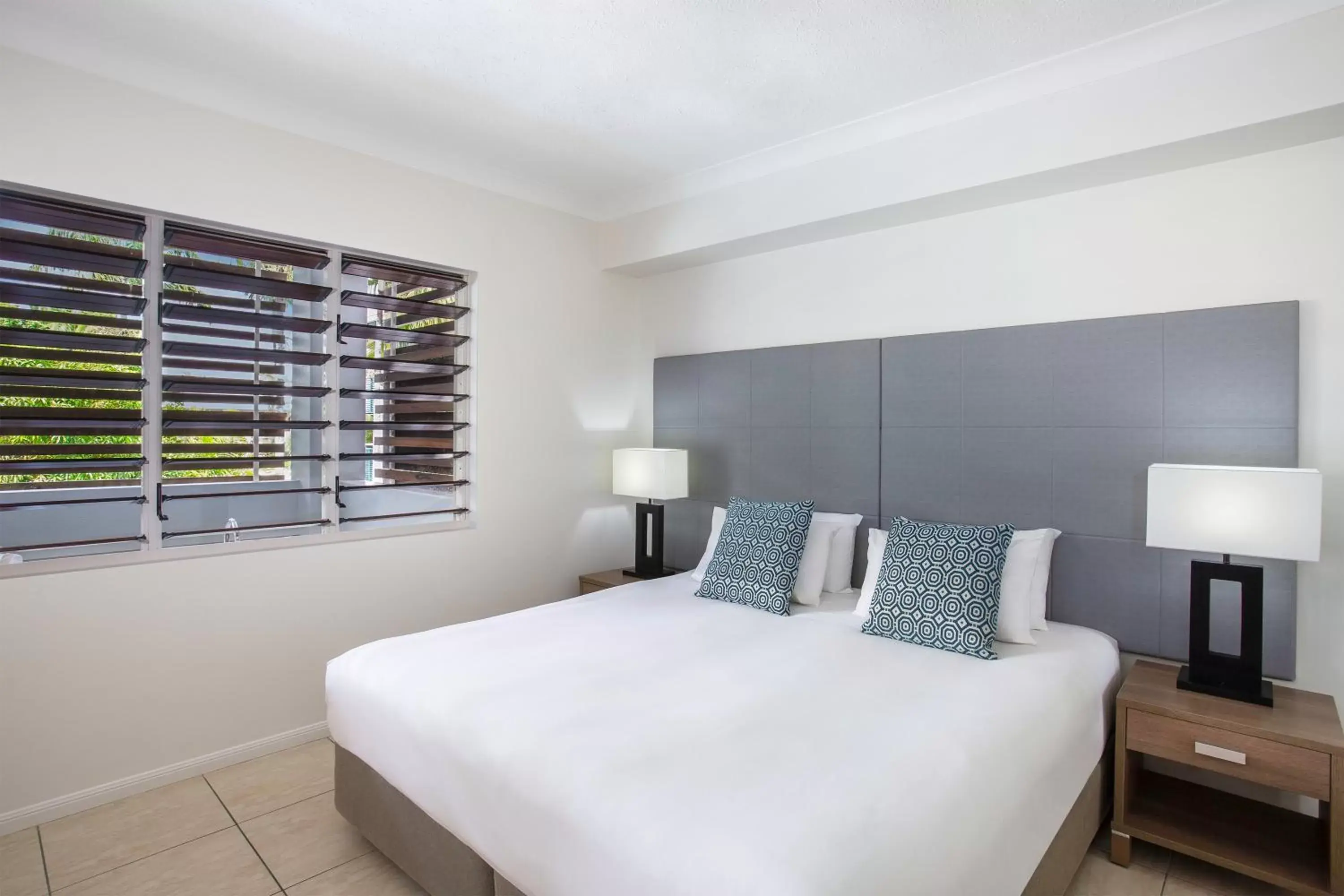 Bedroom, Bed in Mantra Aqueous on Port Bedroom, Bed in Mantra Aqueous on Port