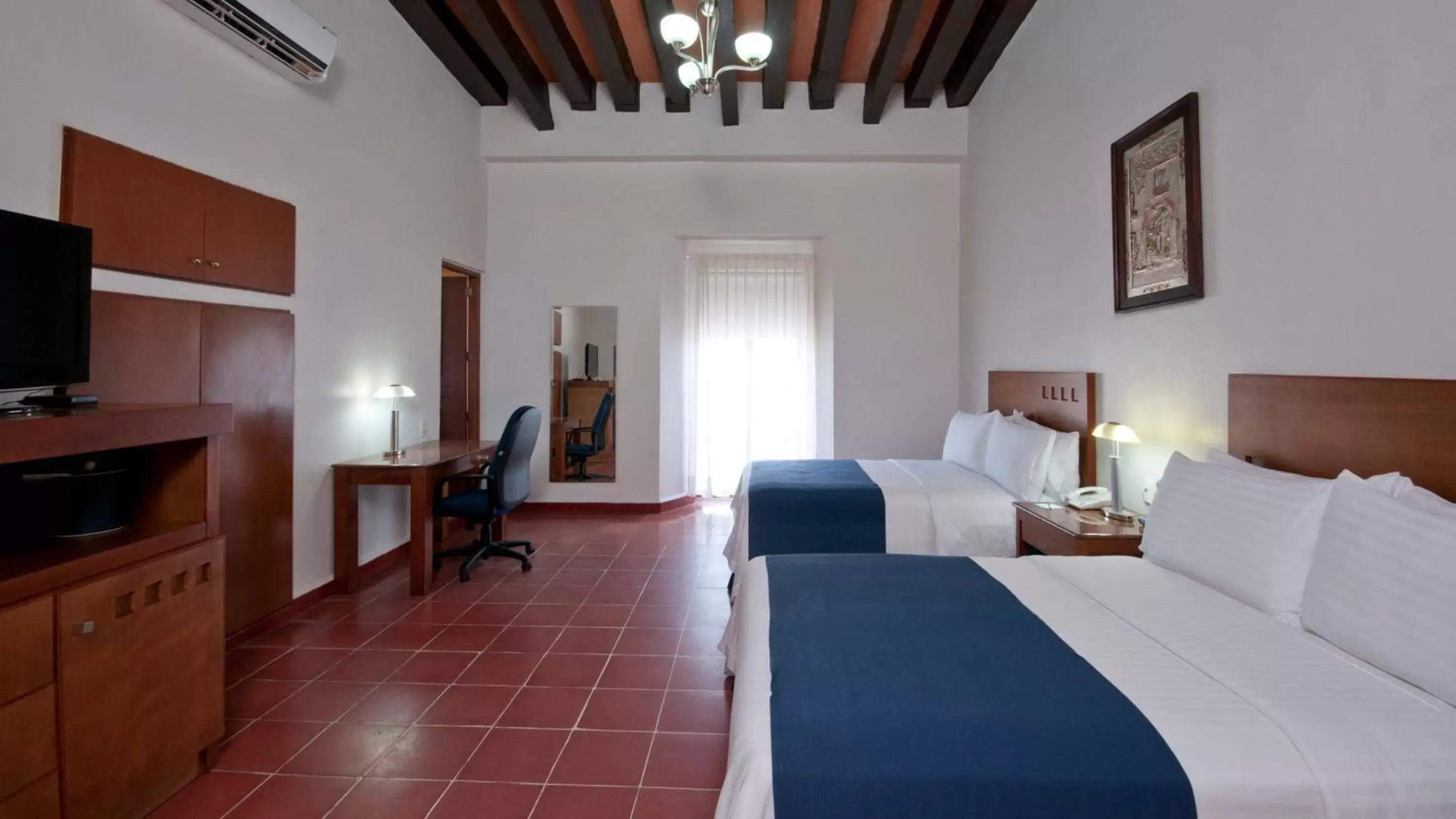 Photo of the whole room in Holiday Inn Veracruz-Centro Historico, an IHG Hotel