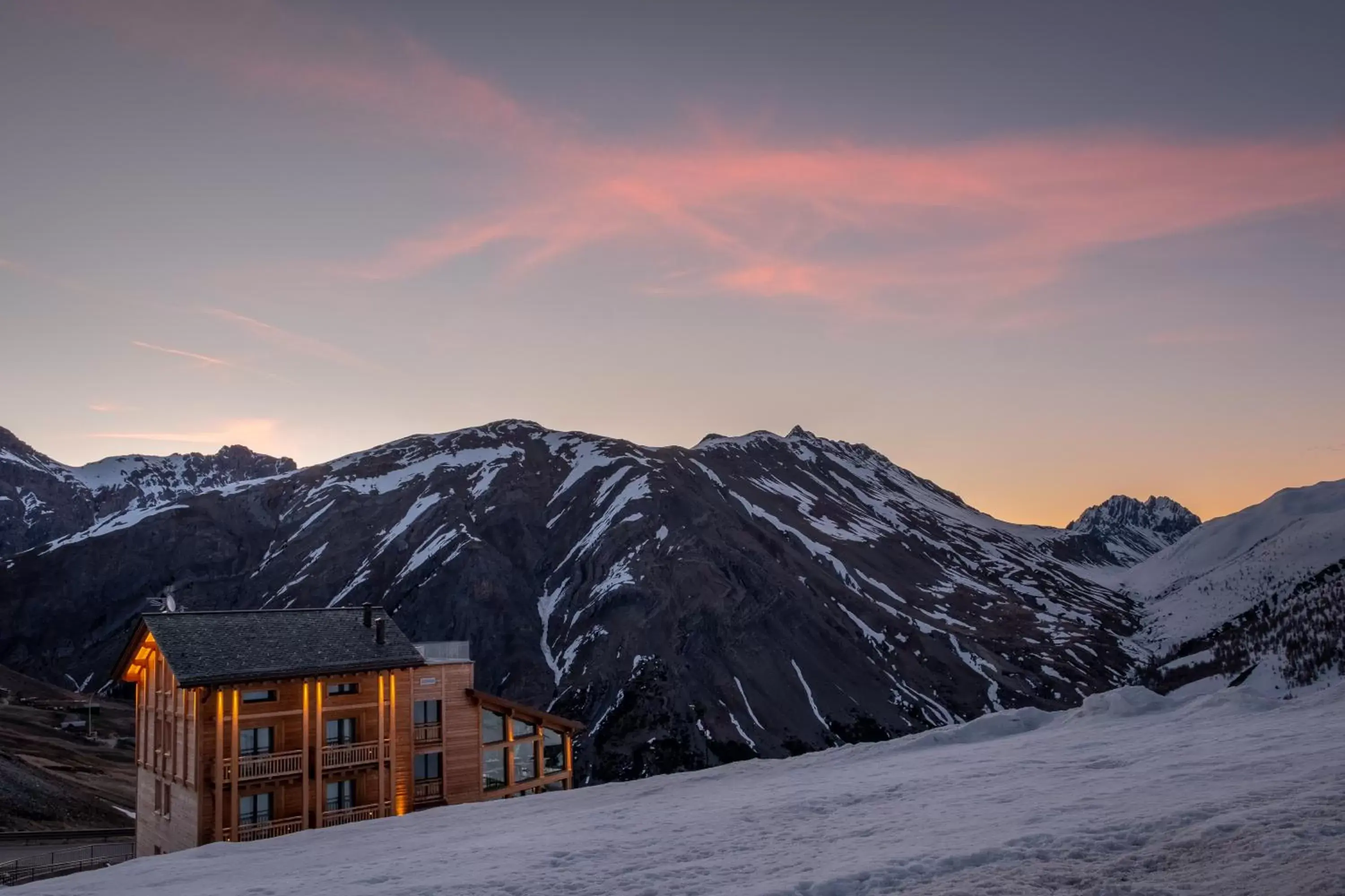 Property building, Winter in Dimora Degli Dei