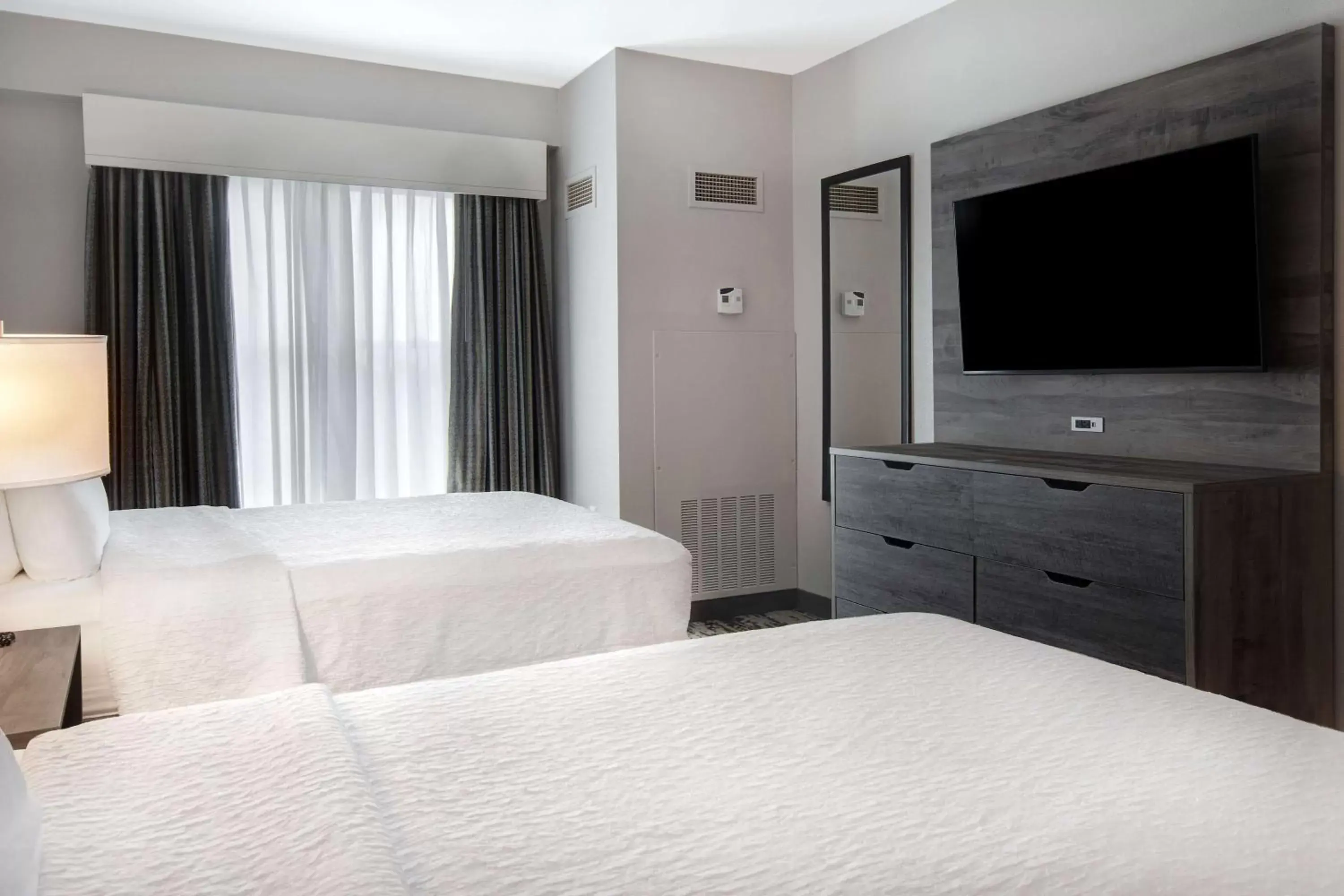 Bed in Homewood Suites By Hilton Lexington