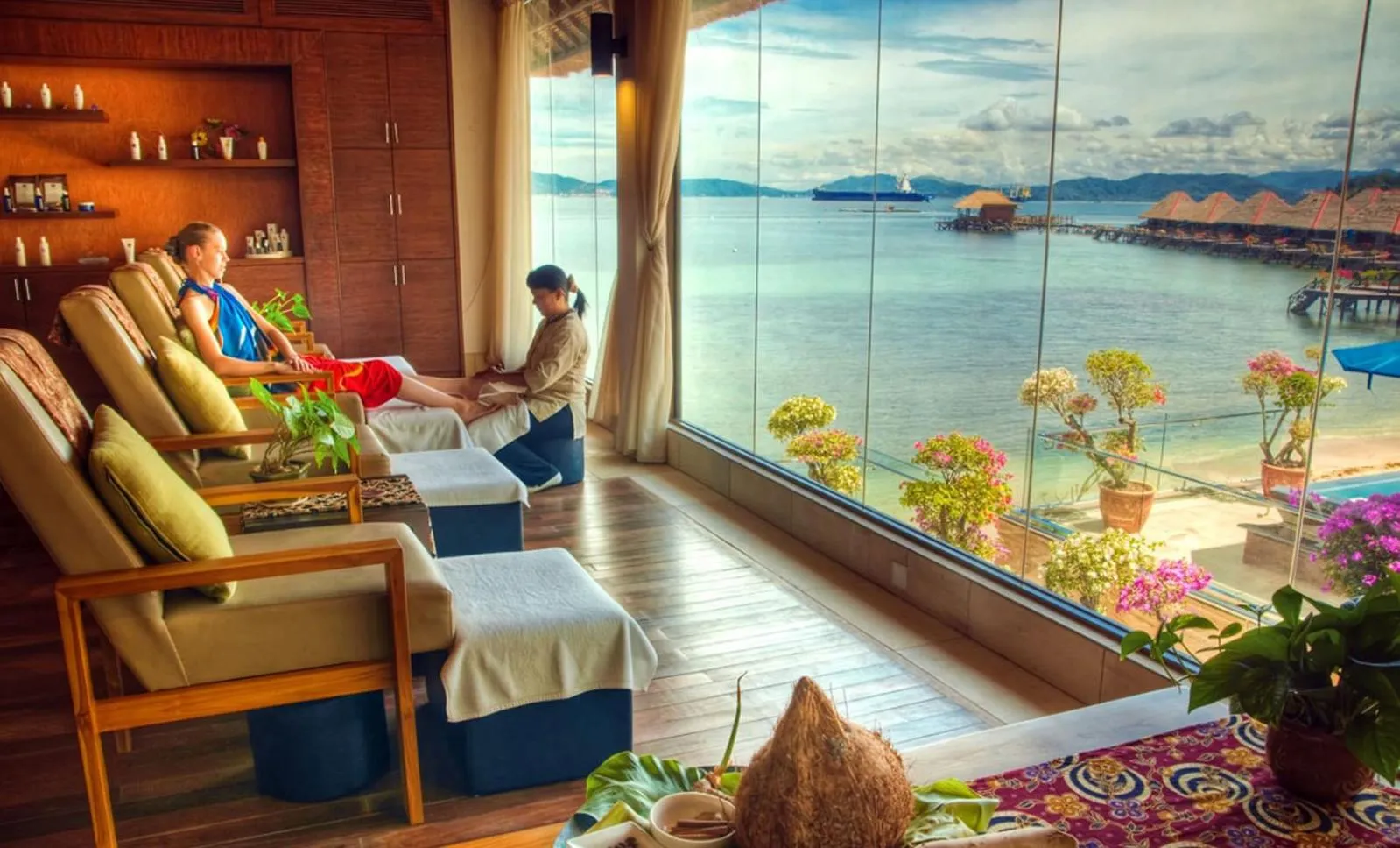 Staff in Gayana Marine Resort