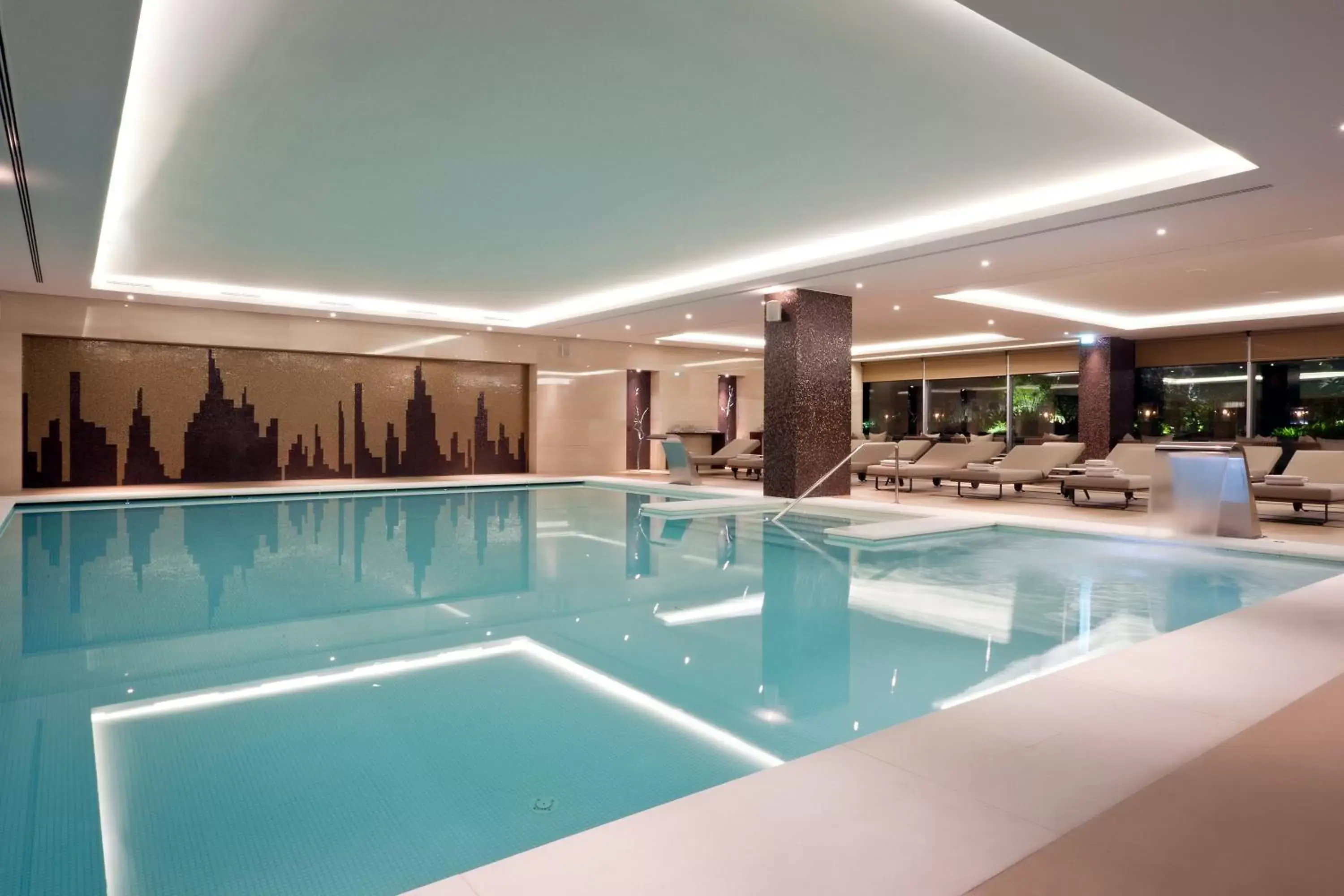Swimming pool in EPIC SANA Lisboa Hotel Swimming pool in EPIC SANA Lisboa Hotel