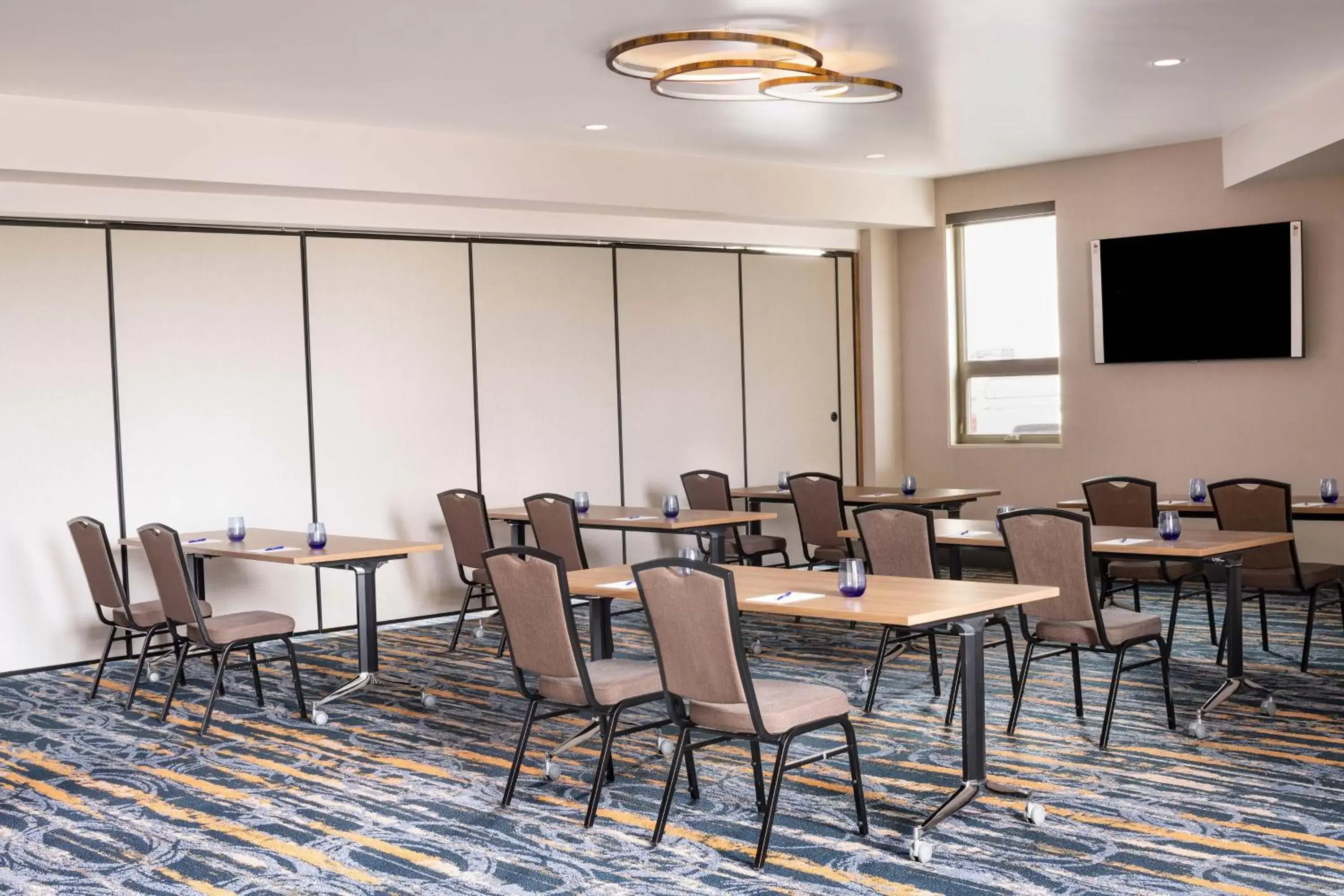 Meeting/conference room, Business Area/Conference Room in Delta Hotels by Marriott Grande Prairie Airport