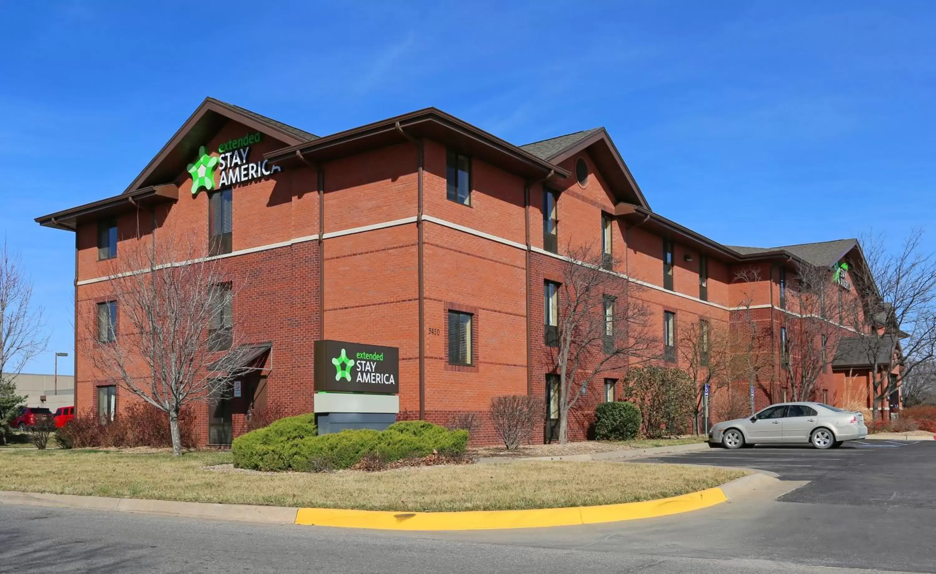 Property Building in Extended Stay America Suites - Wichita - East